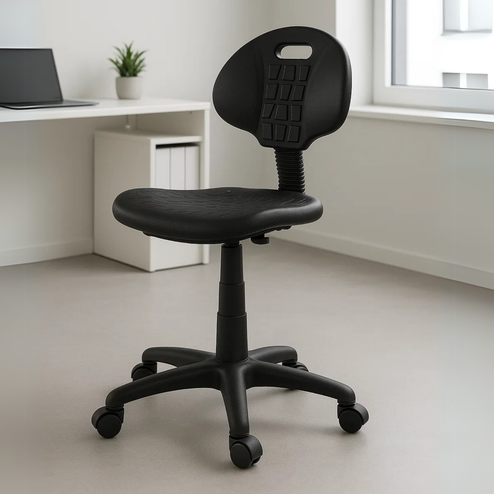 Silla Industrial Poliuretano Negro - Ergonomik silla OFIK