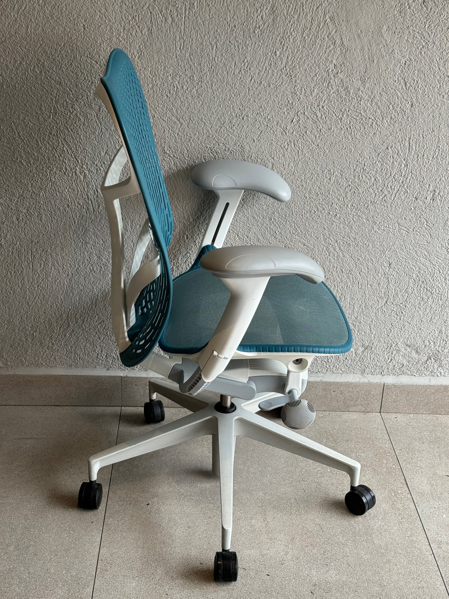 Mirra 2 color turquesa - Preowned