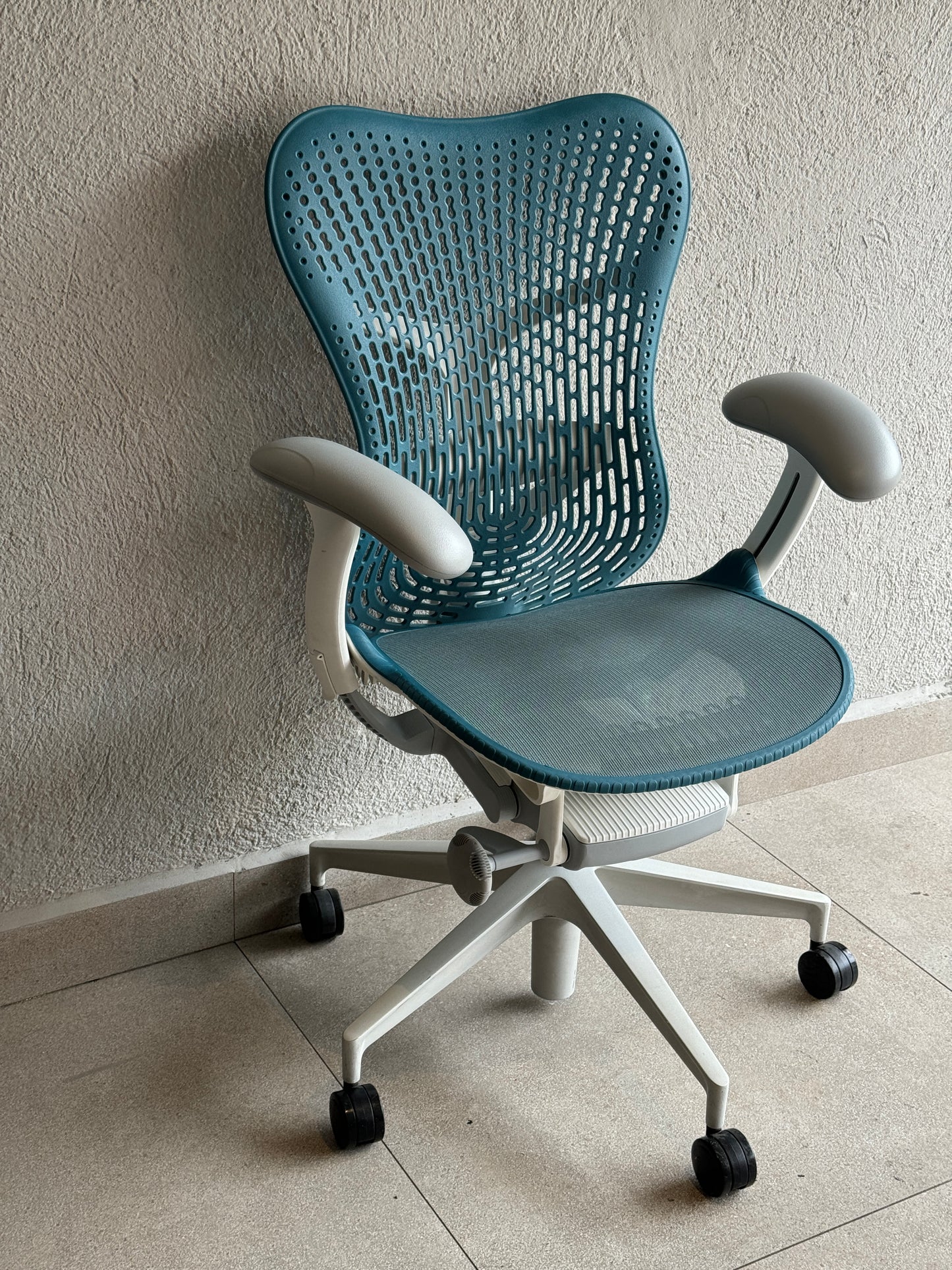Mirra 2 color turquesa - Preowned