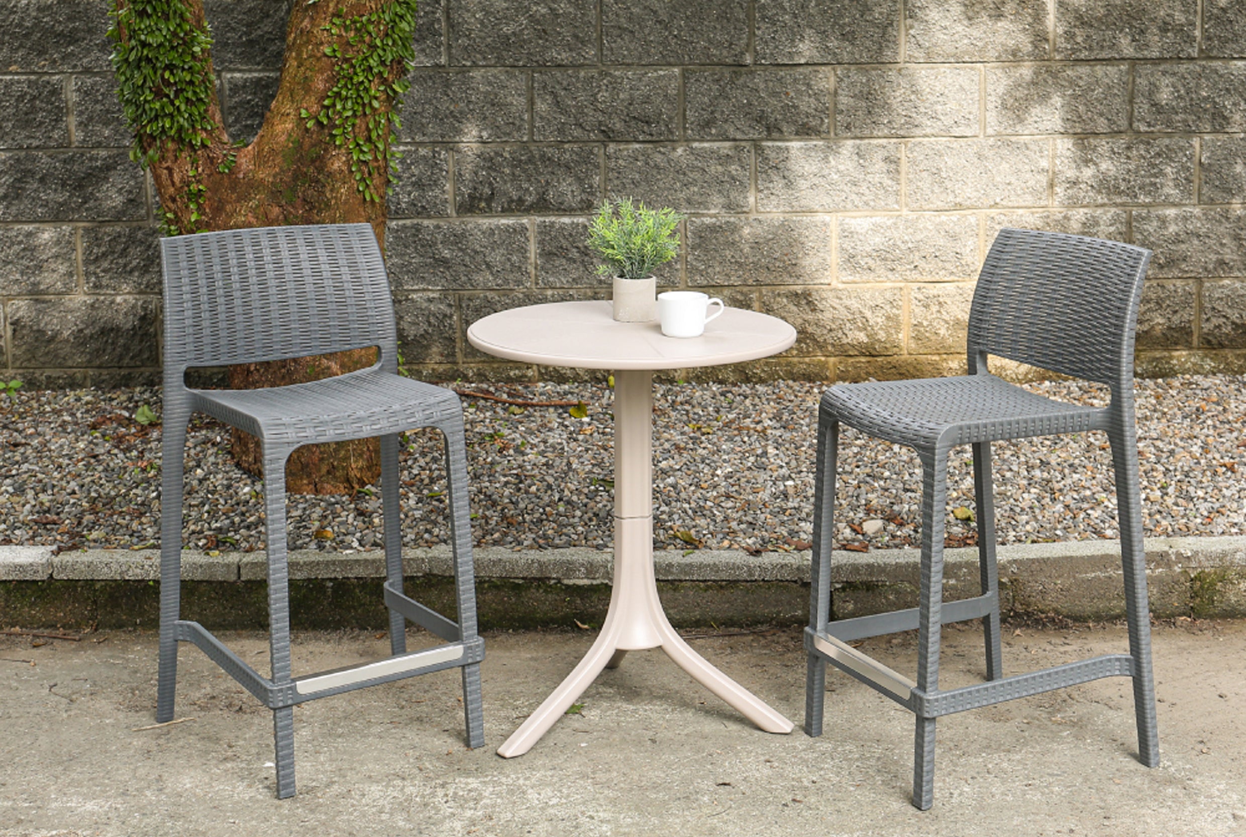 Silla Rue Medio 2 Piezas en ambiente de oficina moderna