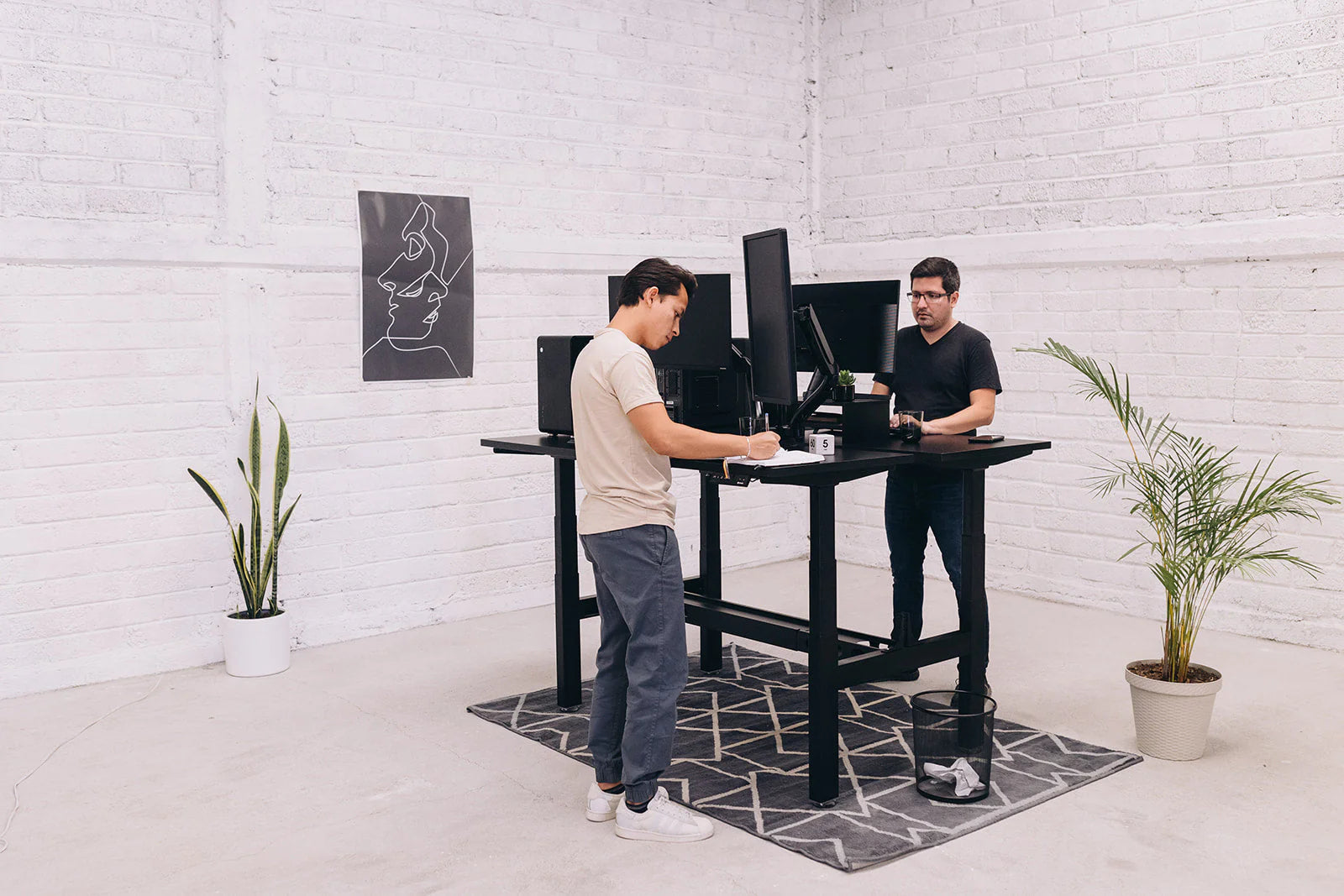 Escritorio de Altura Ajustable Eléctrico Doble