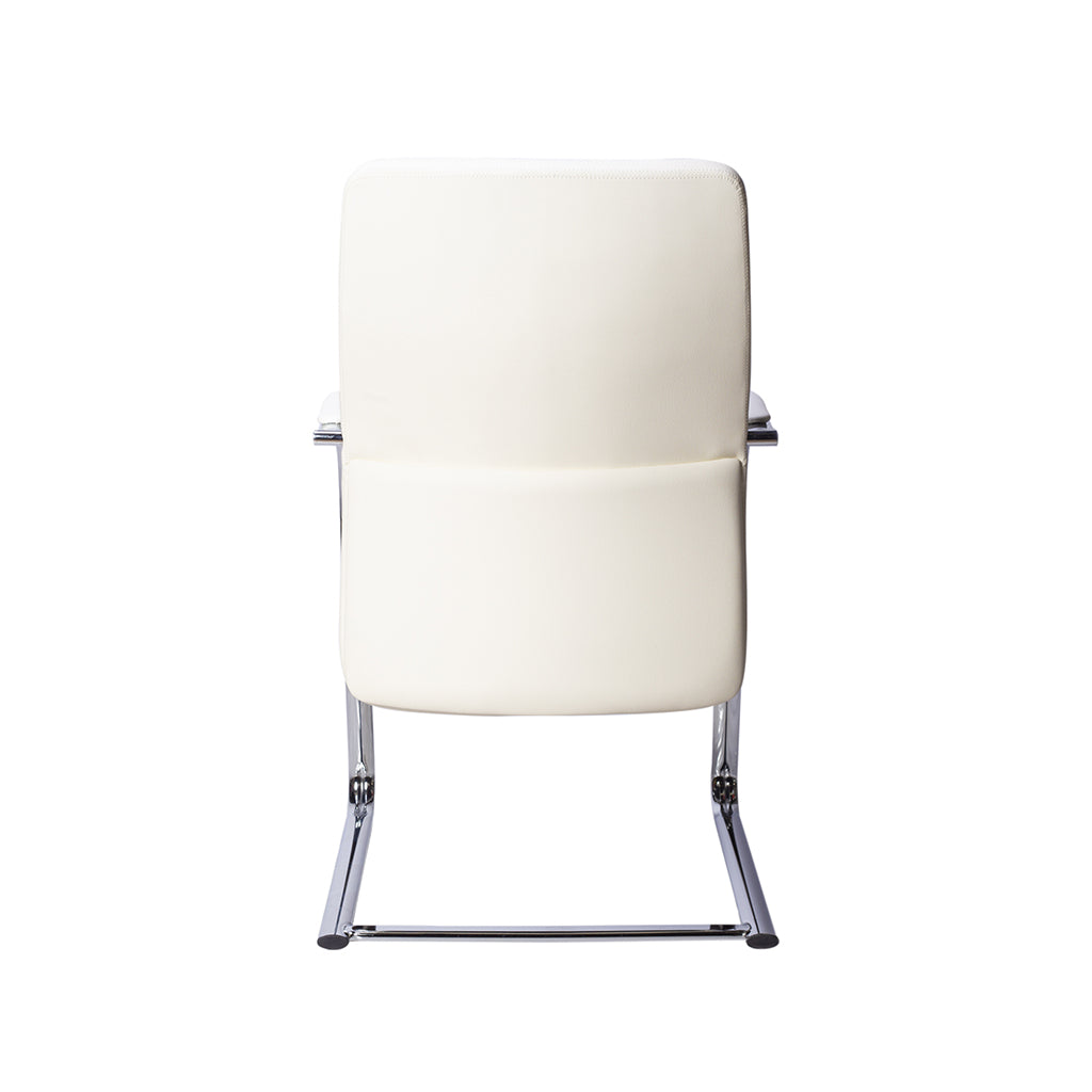 Close-up of premium materials used in Silla de Visita 1215BL