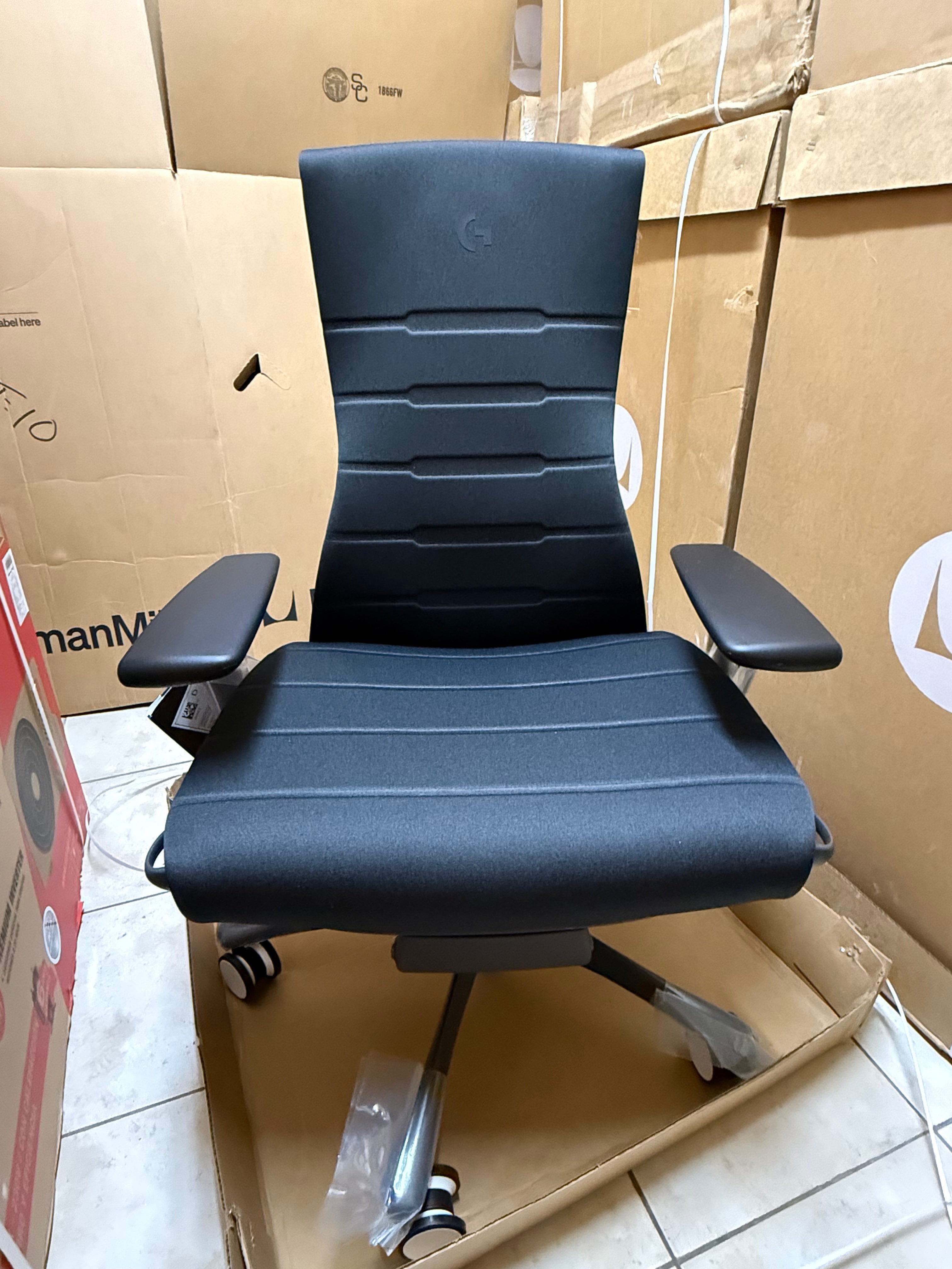 Embody Logitech - Herman Miller Nueva