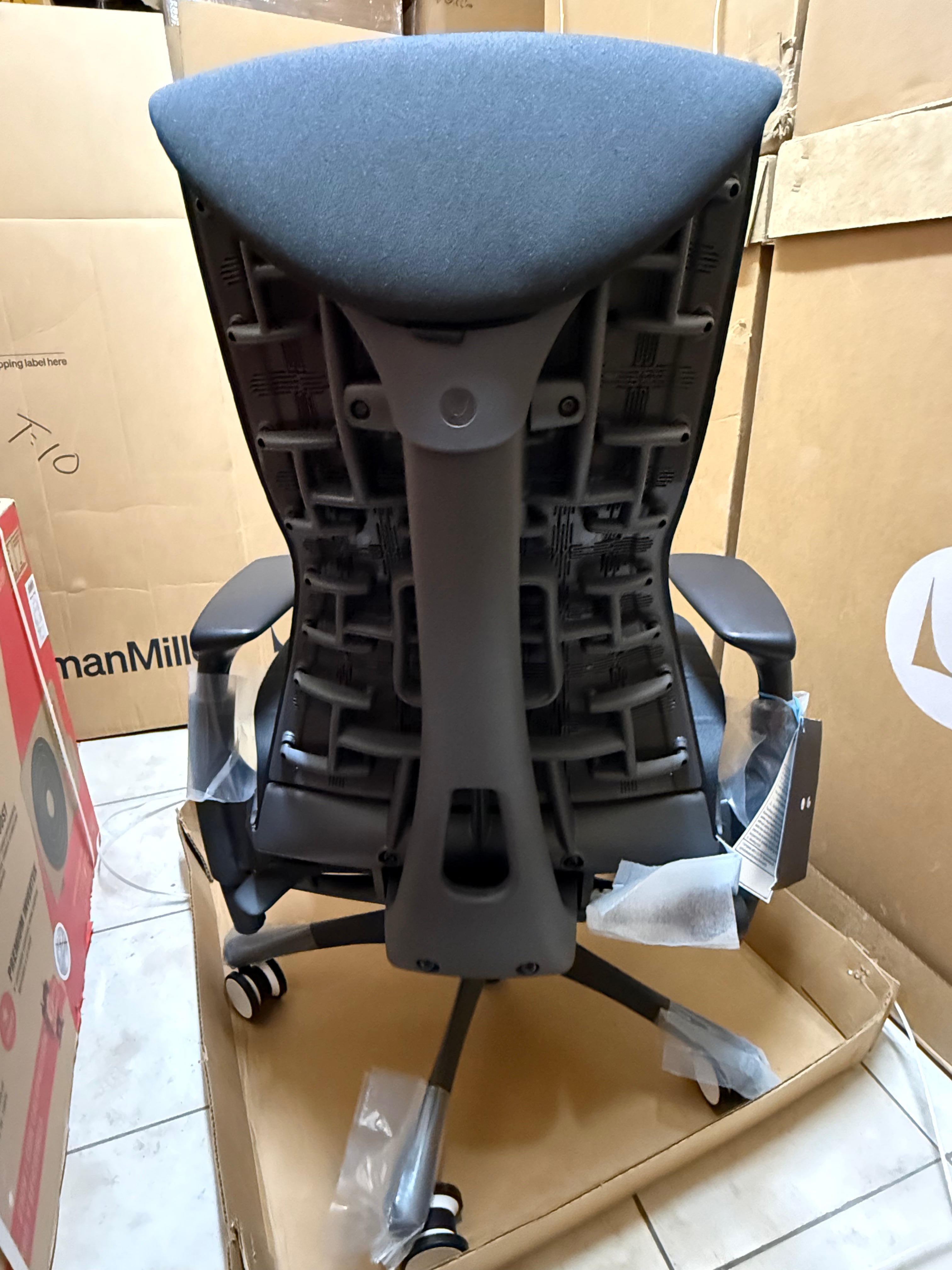 Embody Logitech - Herman Miller Nueva
