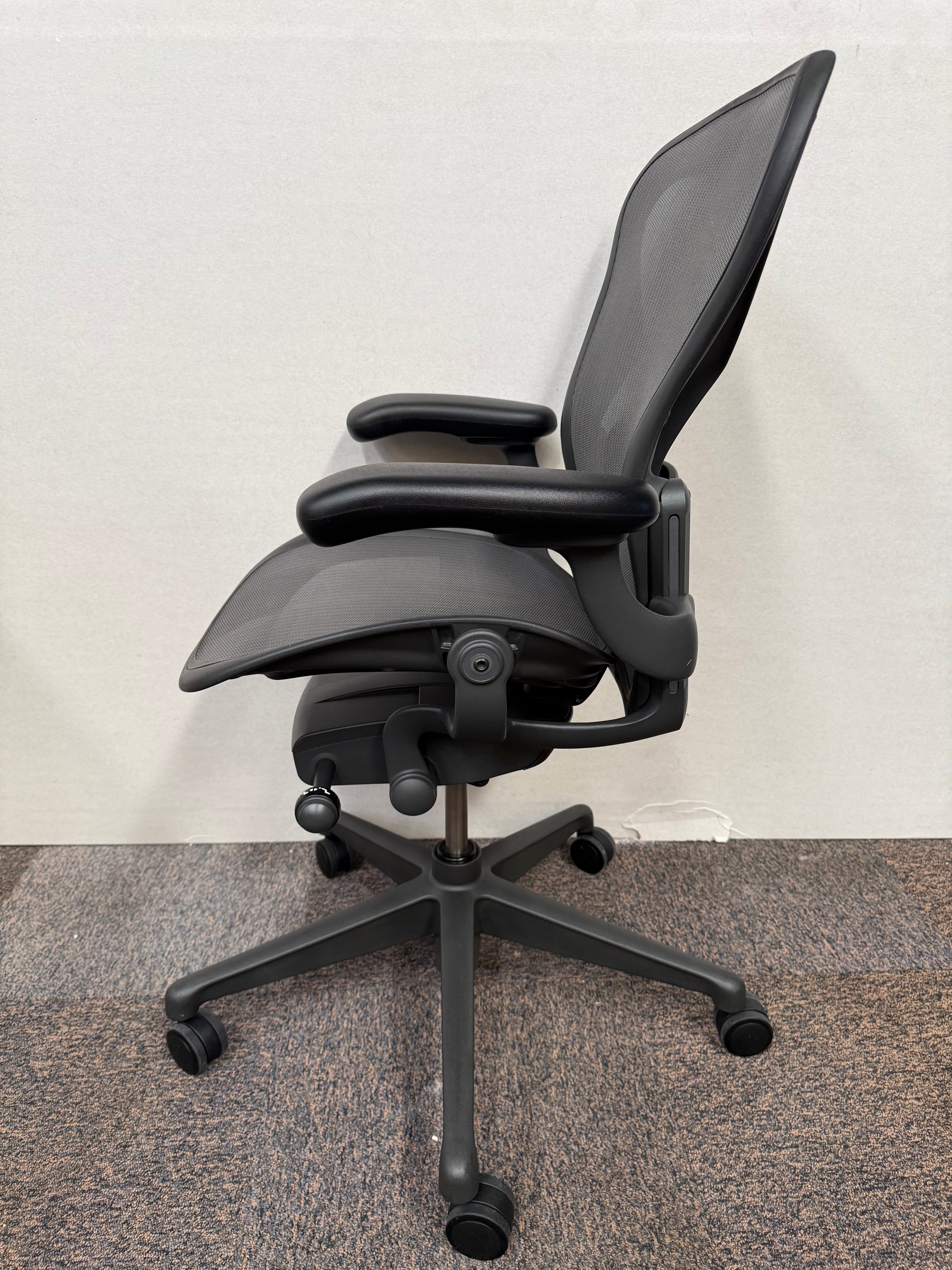 Silla Aeron Herman Miller Talla B con Bloqueo - Preowned
