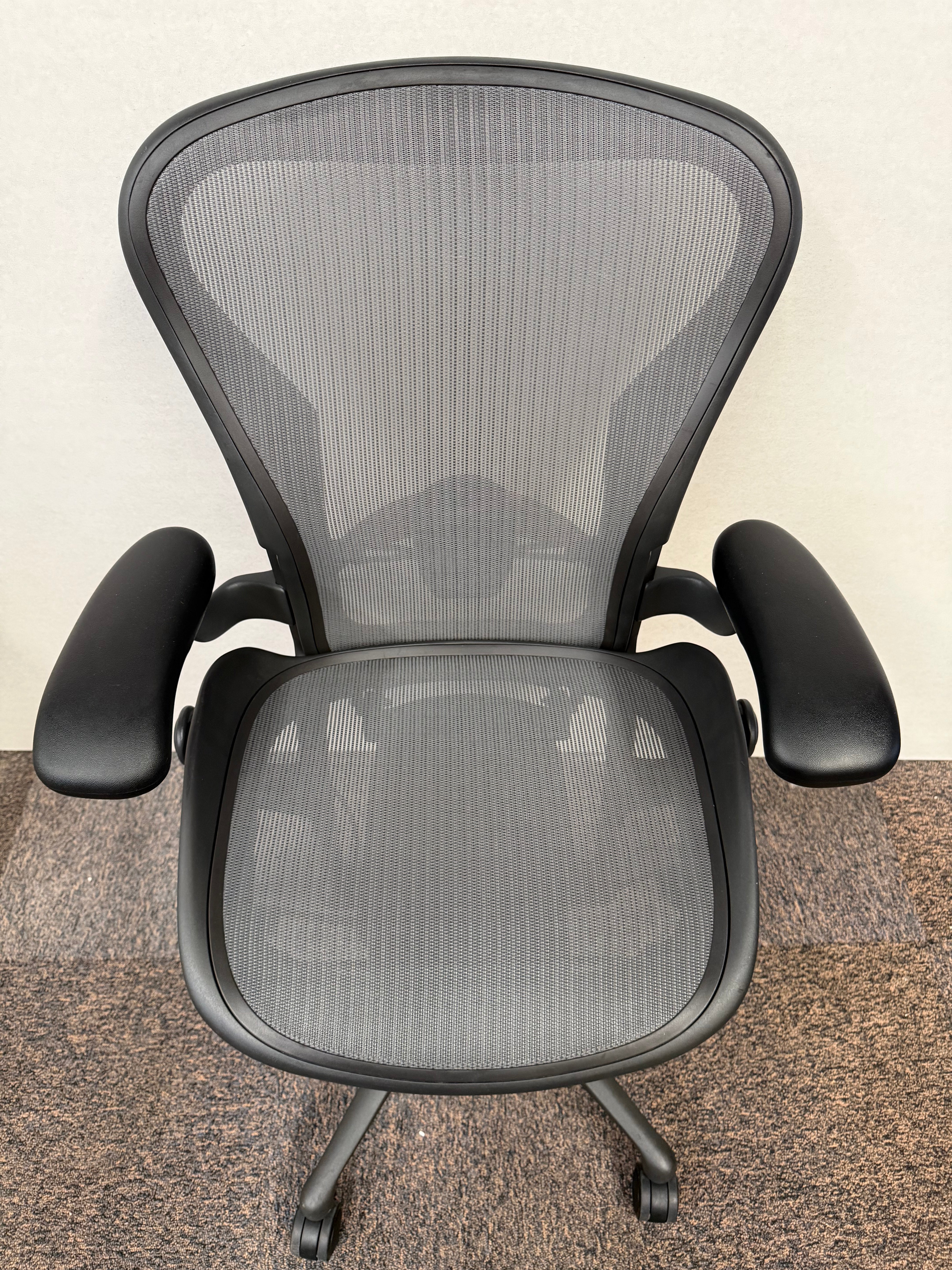 Silla Aeron Herman Miller Talla B con Bloqueo - Preowned