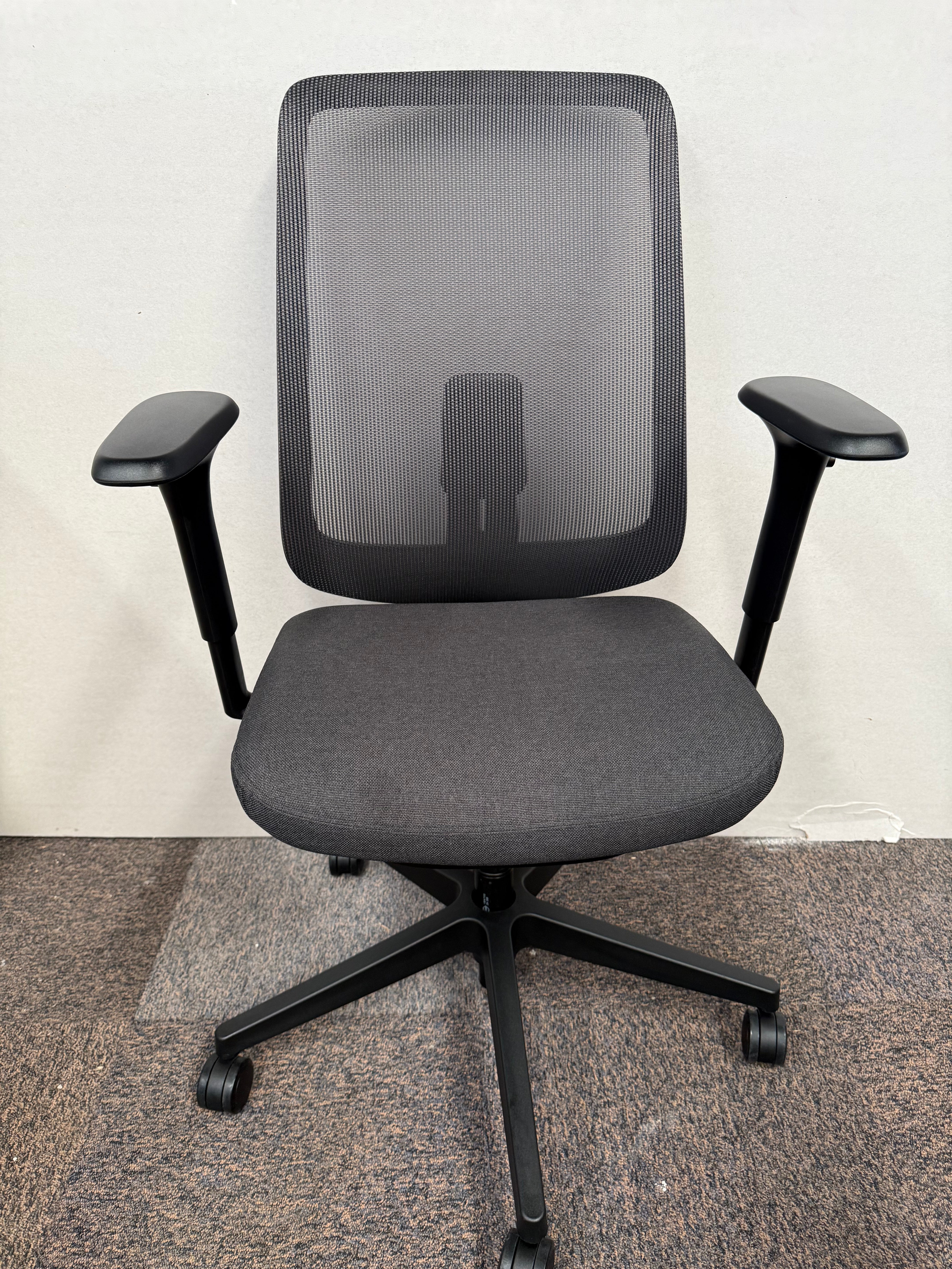 Silla Verus Interweave Equipada Herman Miller - Exhibicion