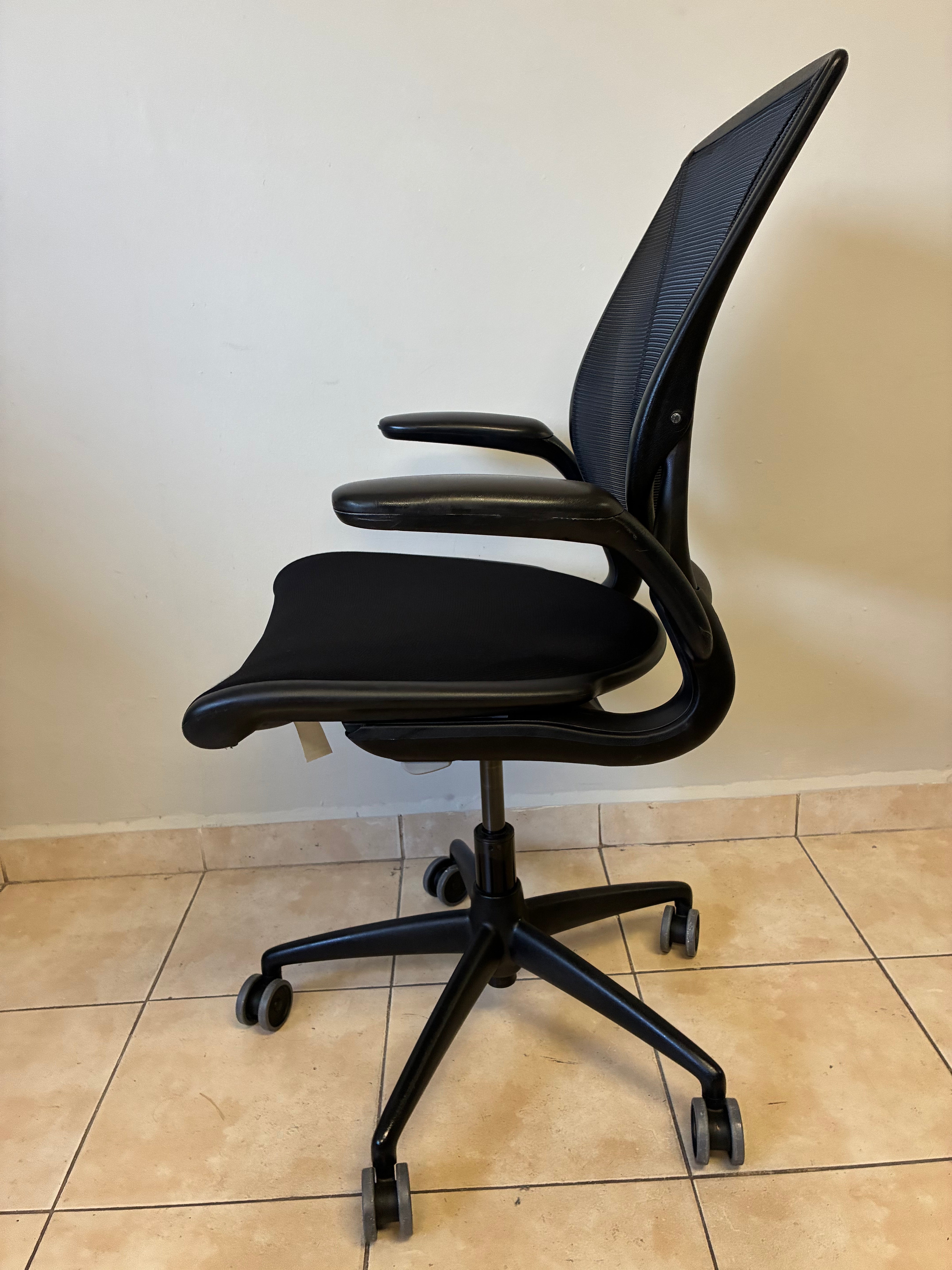 Silla Humanscale World Negro