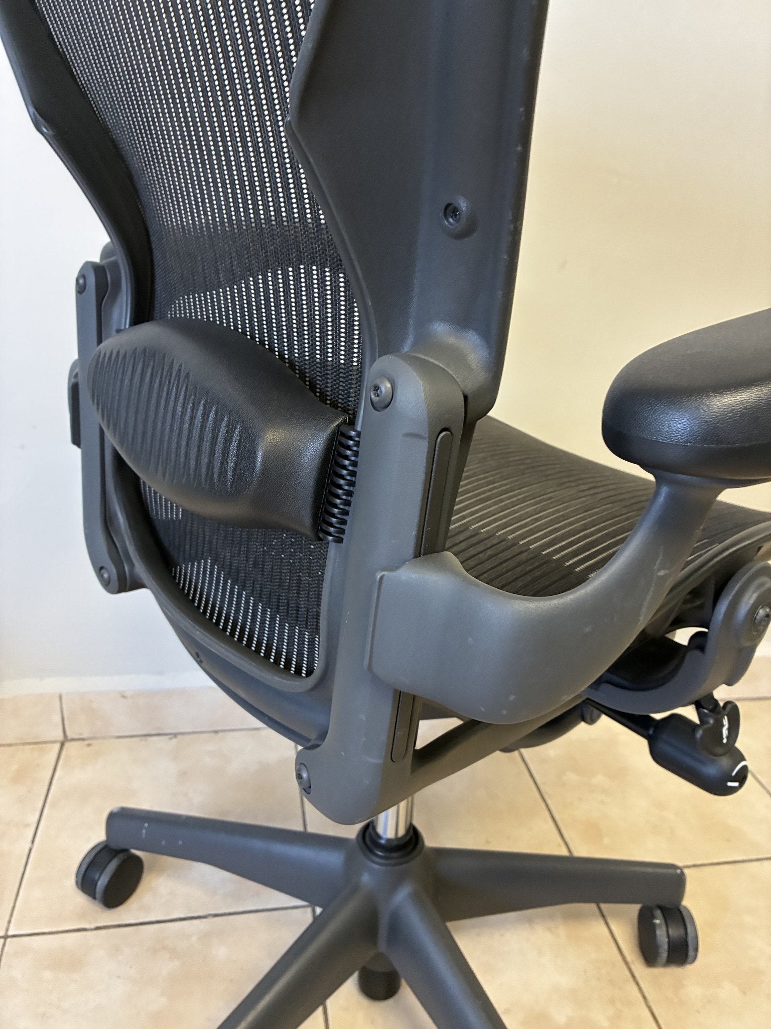 Silla Herman Miller Aeron Classic Talla B Equipada - vista 7