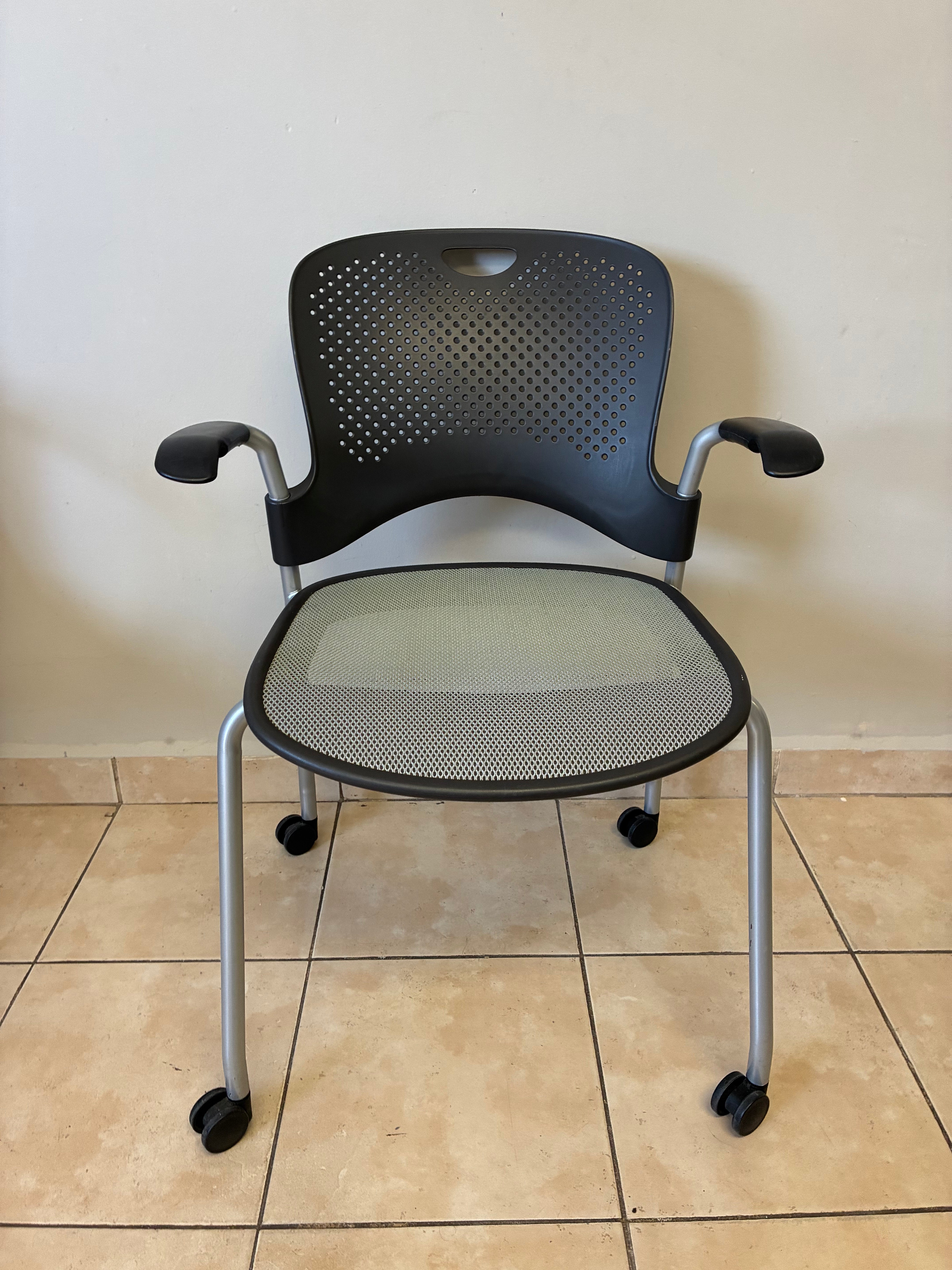 Silla Caper Negro/Gris Herman Miller - Preowned