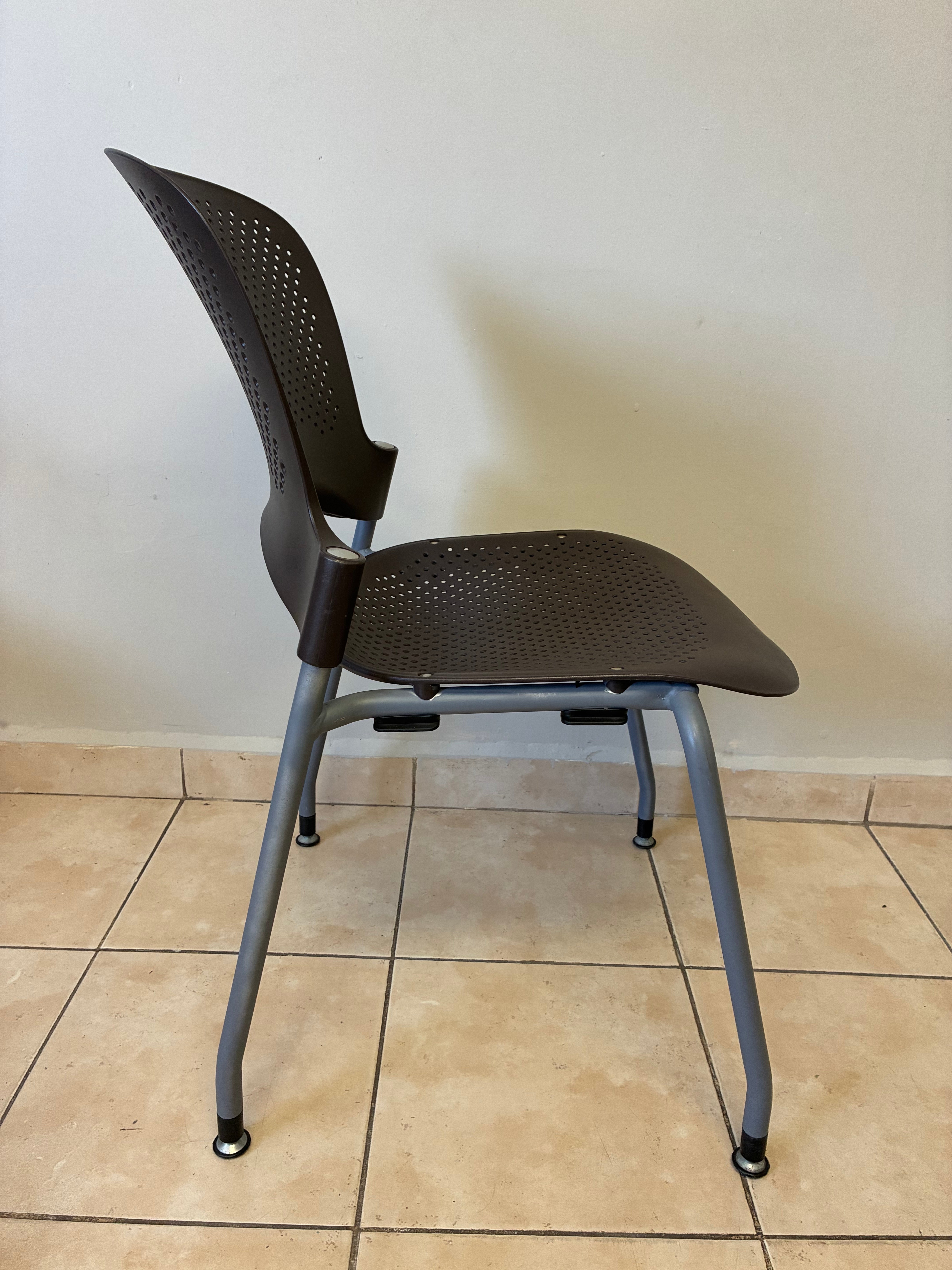 Silla Caper Café Herman Miller - Preowned