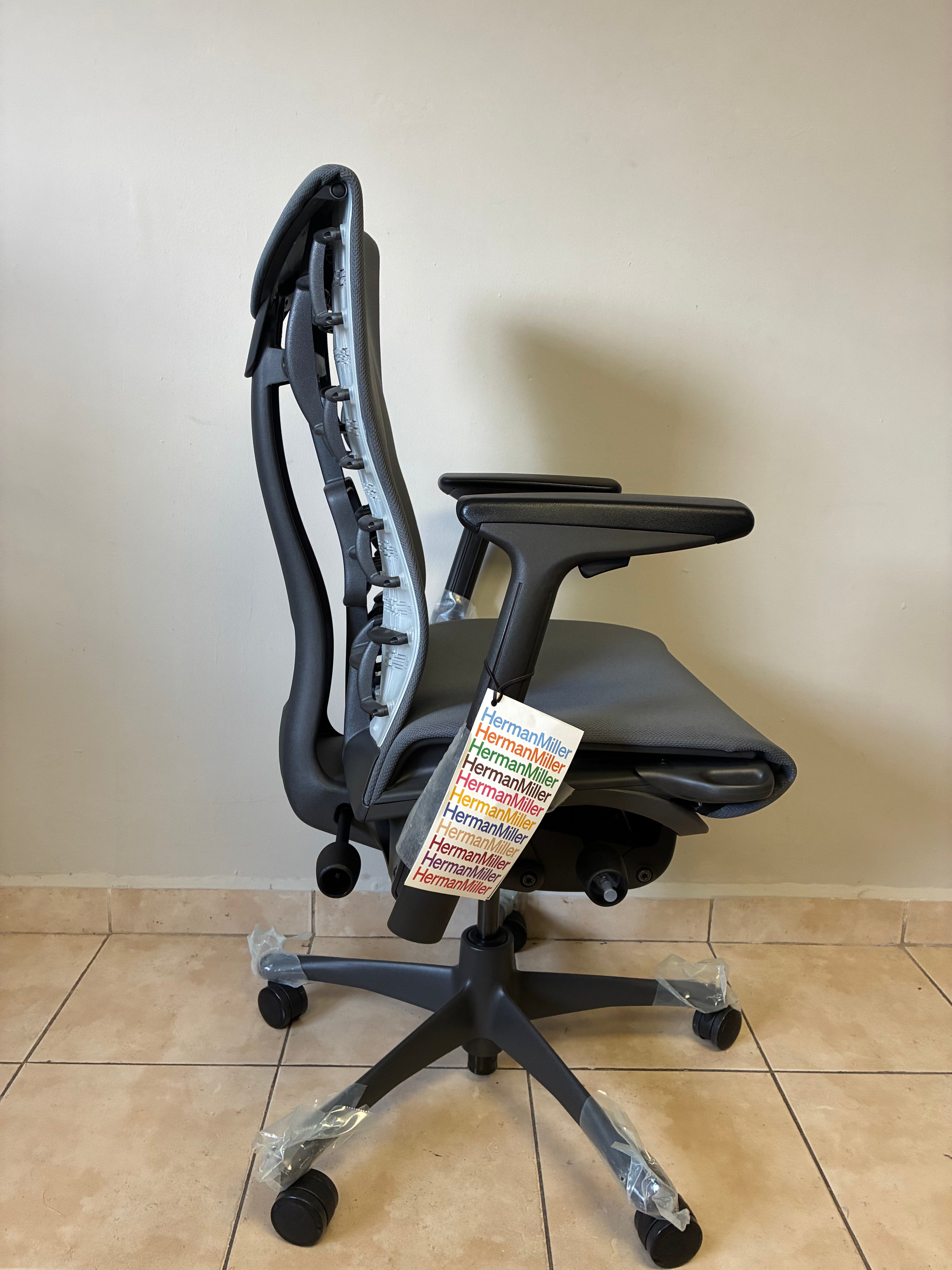 Silla Herman Miller Embody Gris - Sin Uso