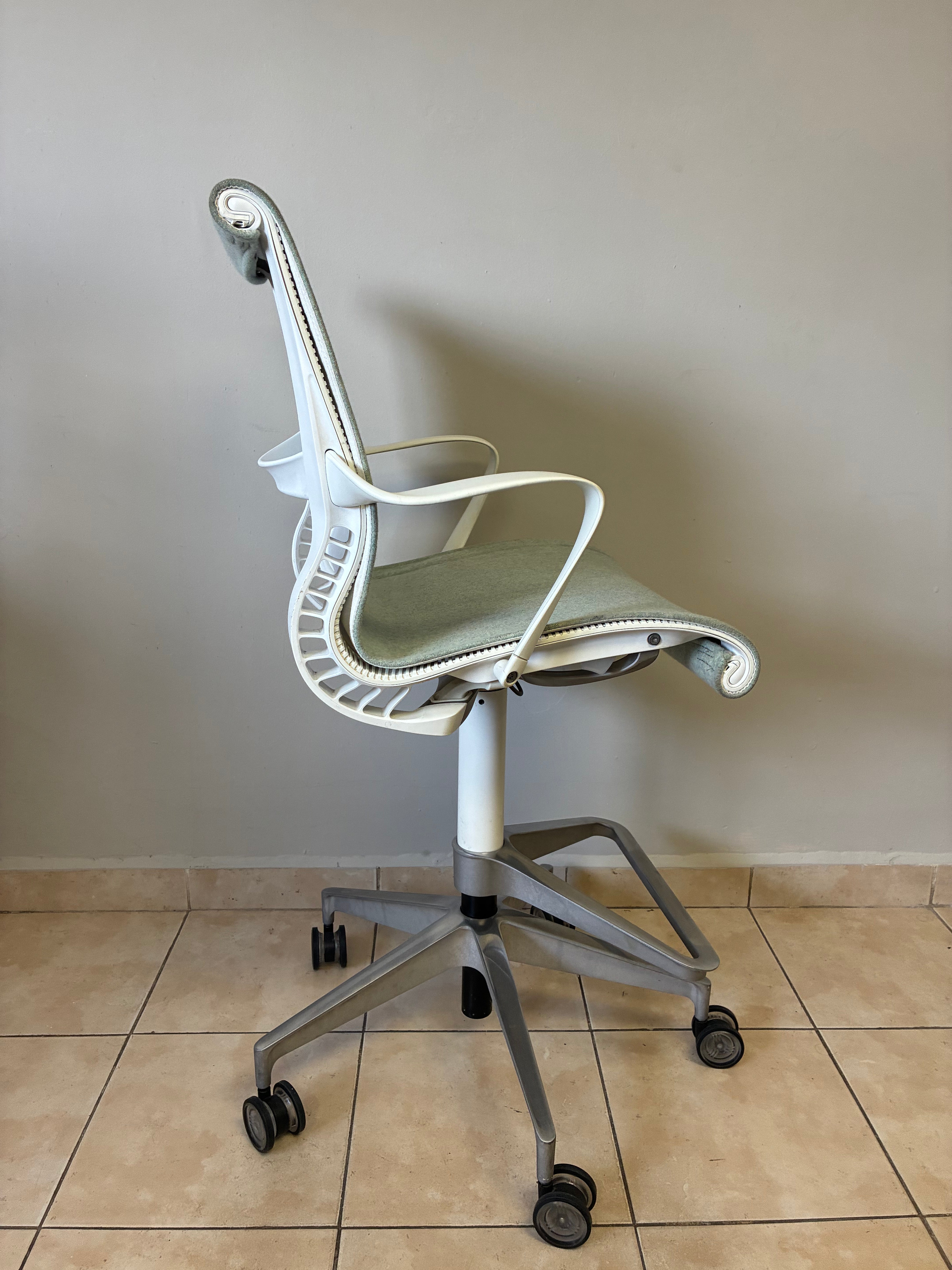 Silla Herman Miller Setu Alta Verde - Preowned