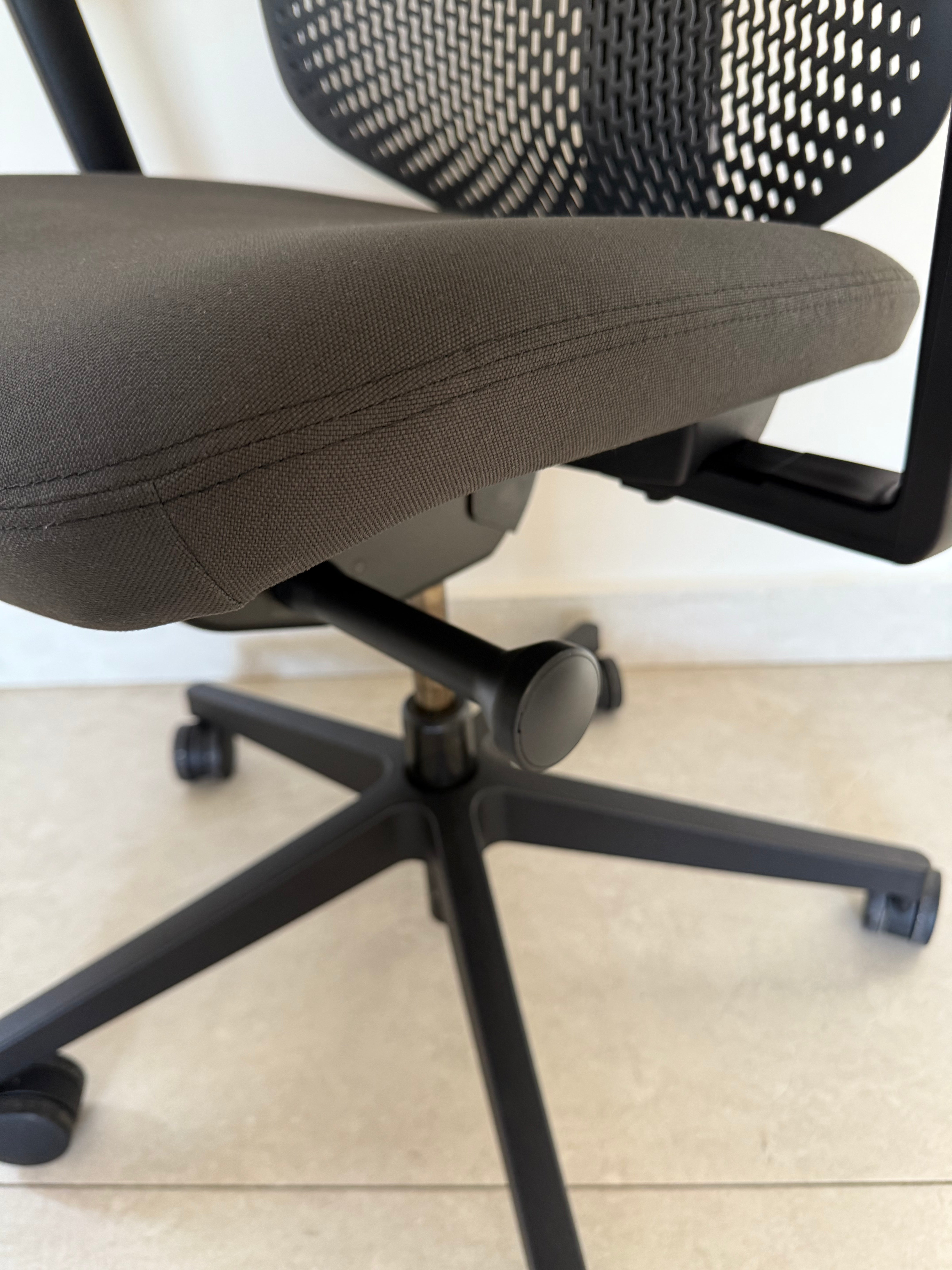 Silla Verus Herman Miller - Preowned