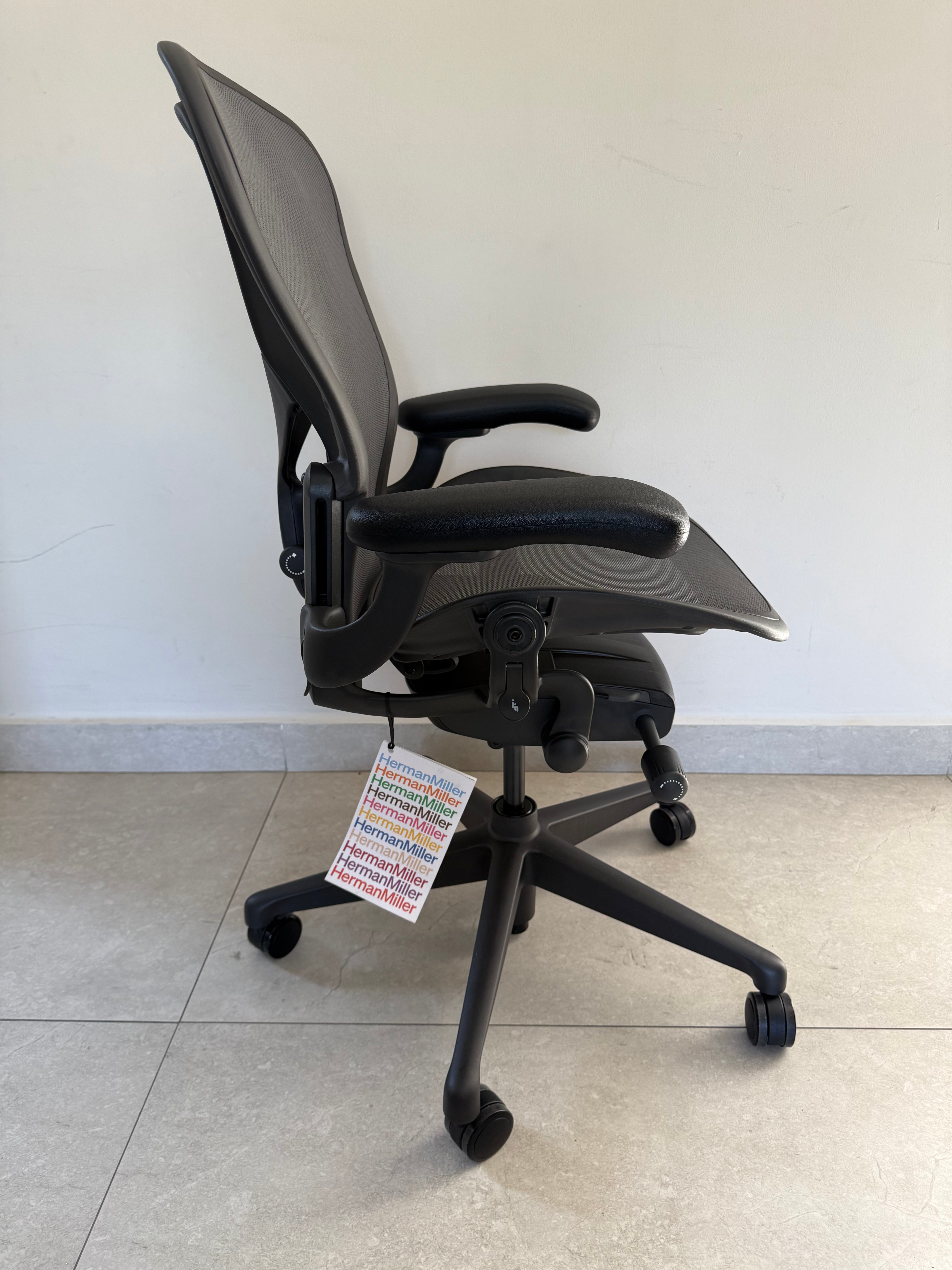 Aeron Grafito PostureFit SL talla B Exhibición