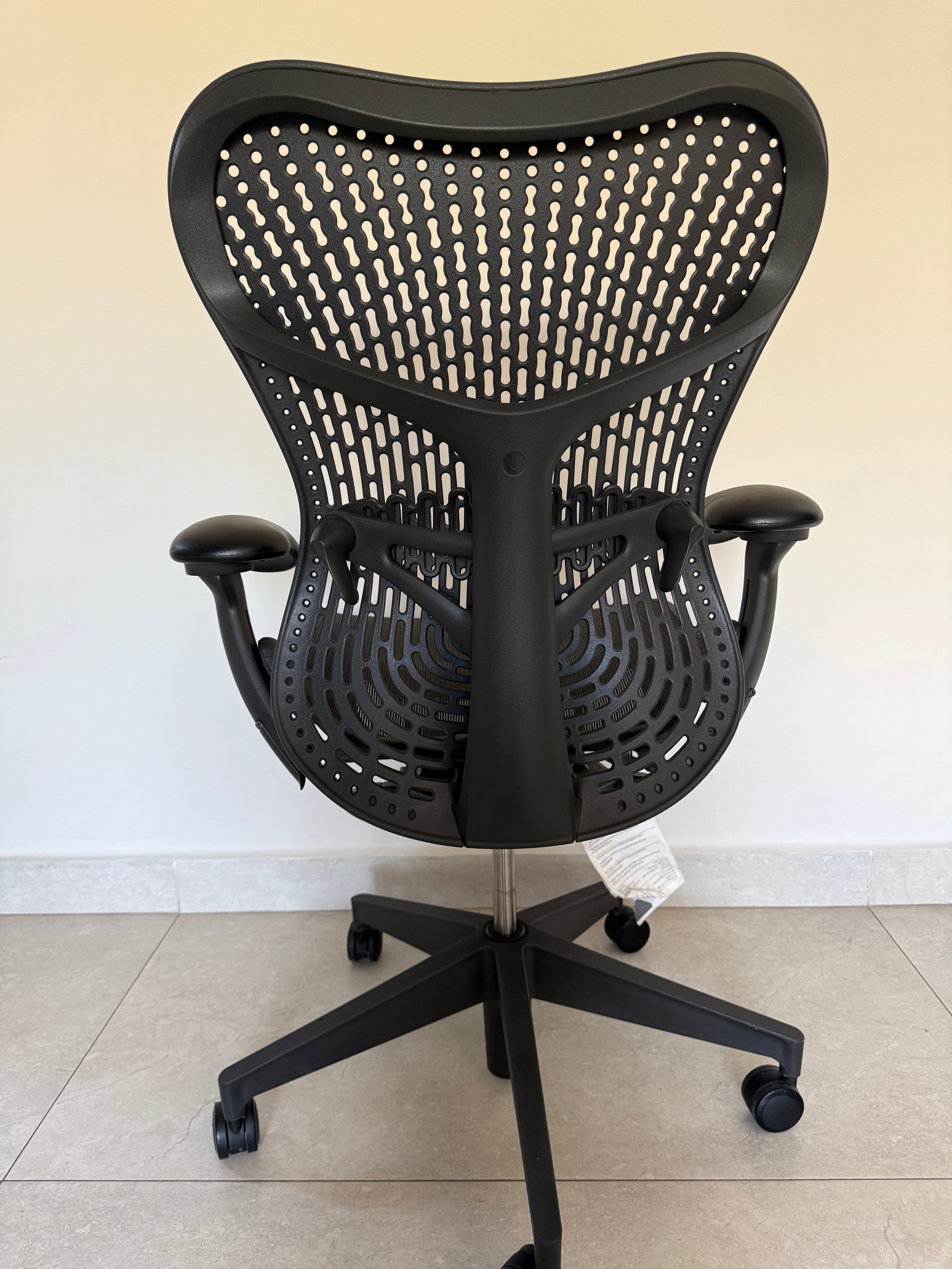 Silla Mirra 2 Equipada Herman Miller - Preowned