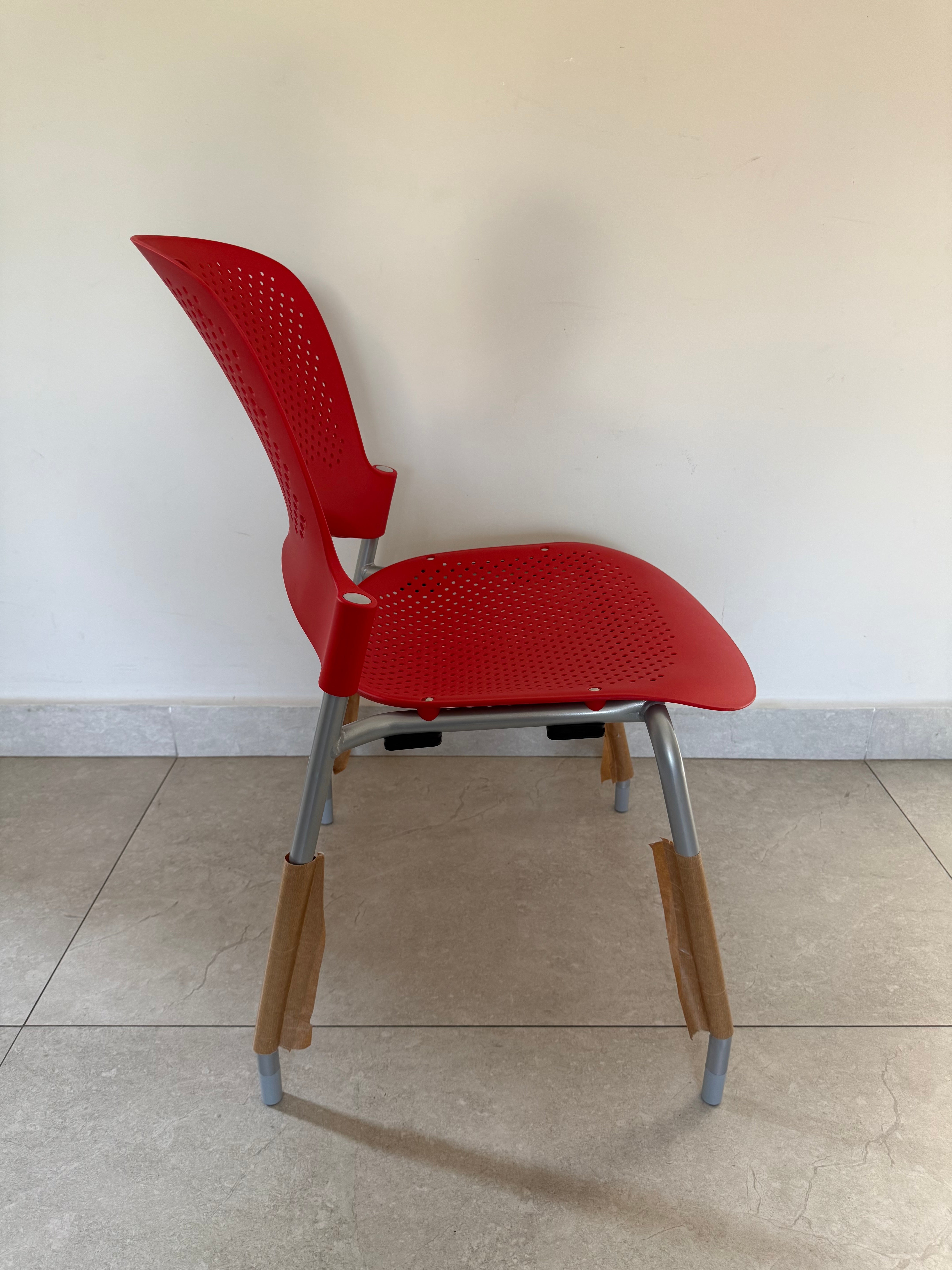 Silla Caper Roja Herman Miller de Exhibición