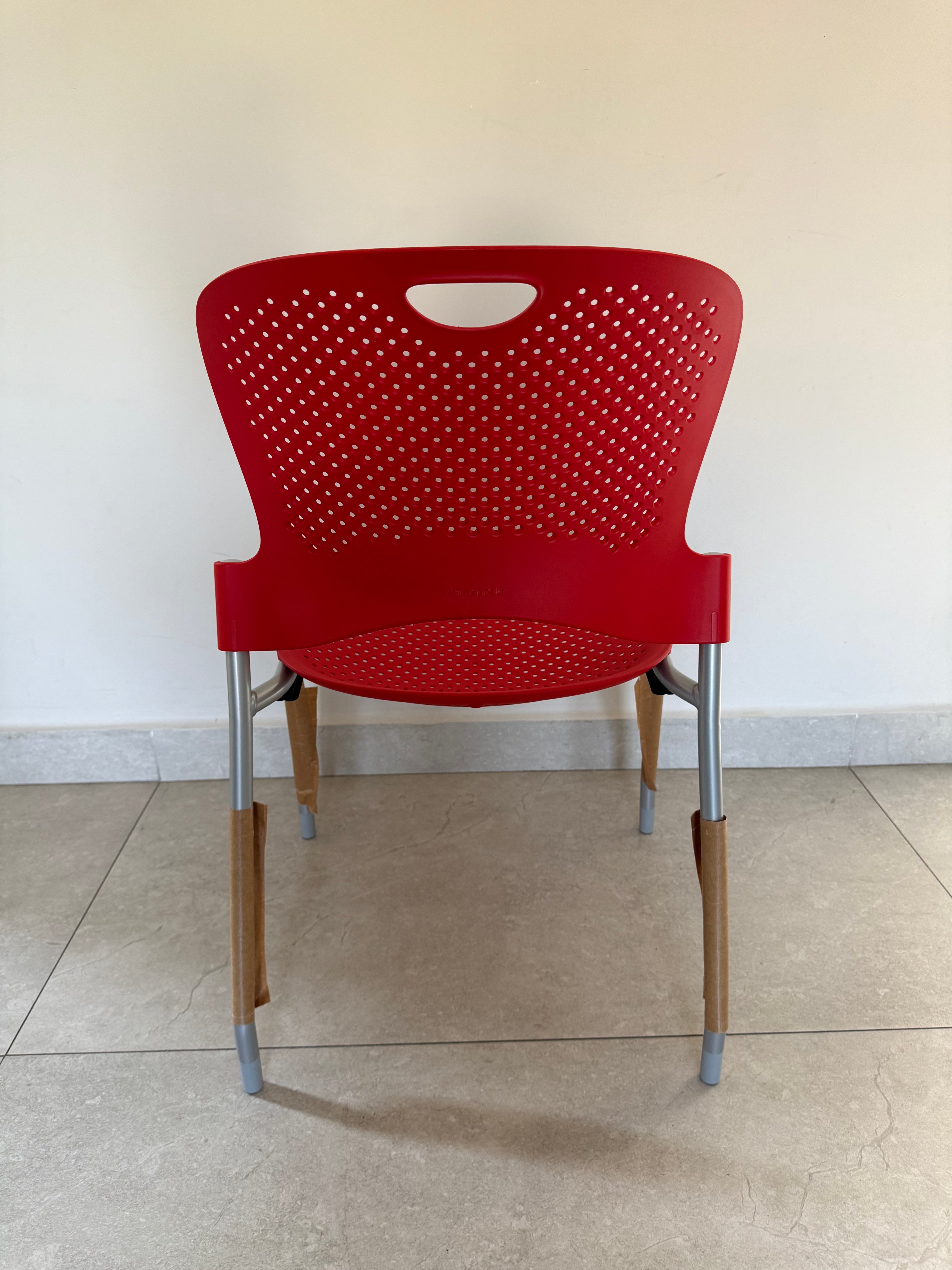 Silla Caper Roja Herman Miller de Exhibición