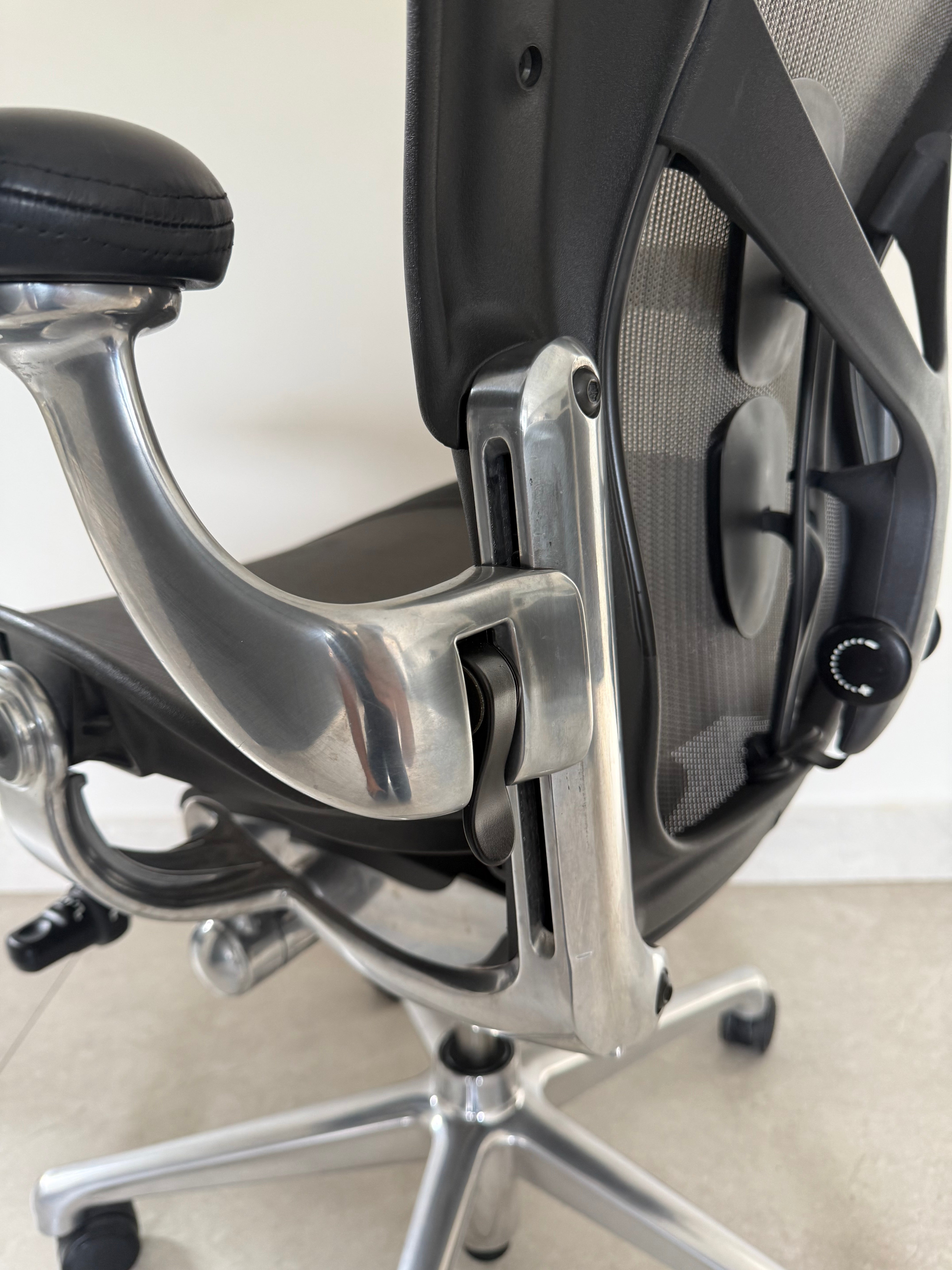 Aeron Cromada Posture Fit SL C - Preowned