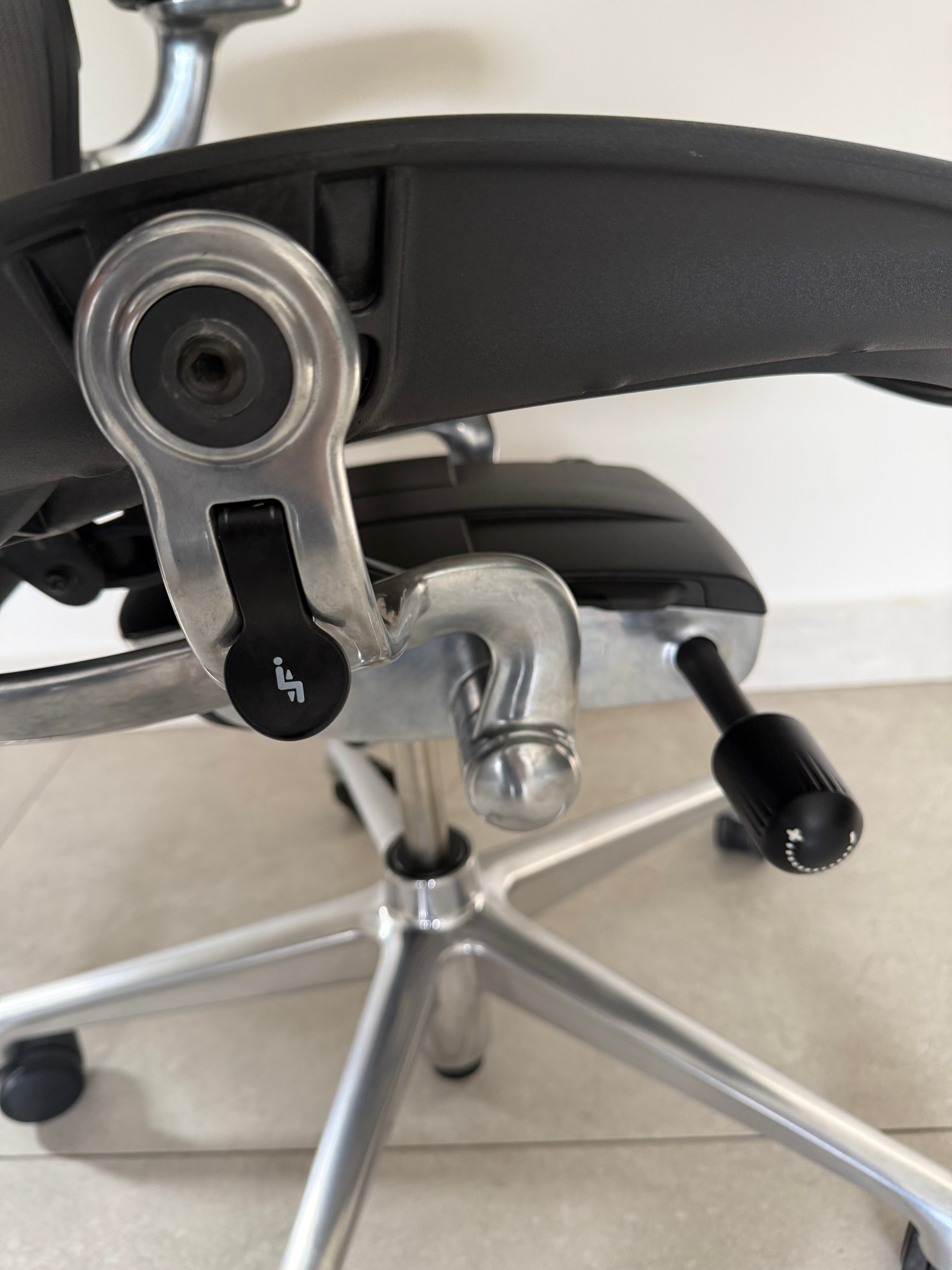 Aeron Cromada Posture Fit SL C - Preowned