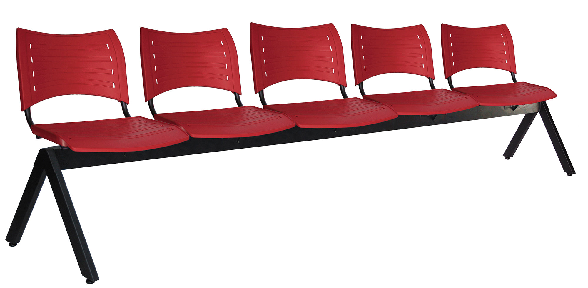 Personas utilizando la Banca Innova