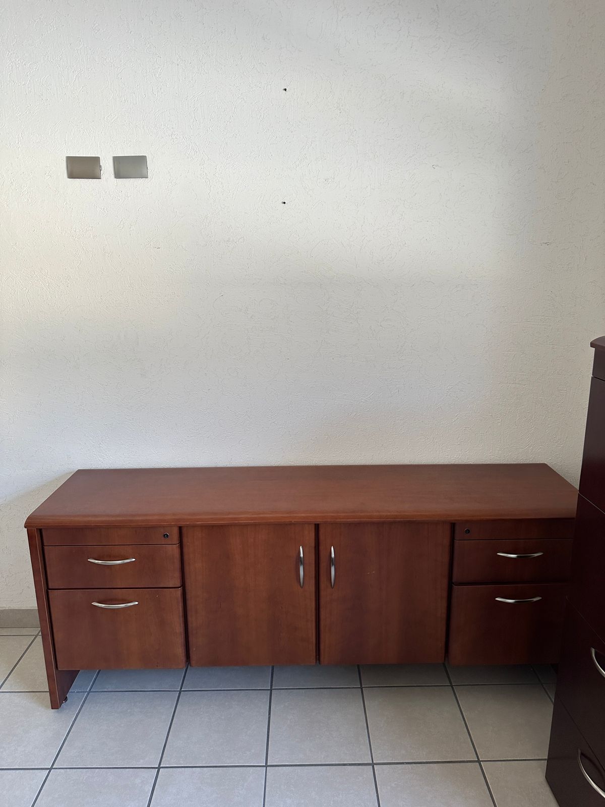 Escritorios de madera de segunda mano seminuevos