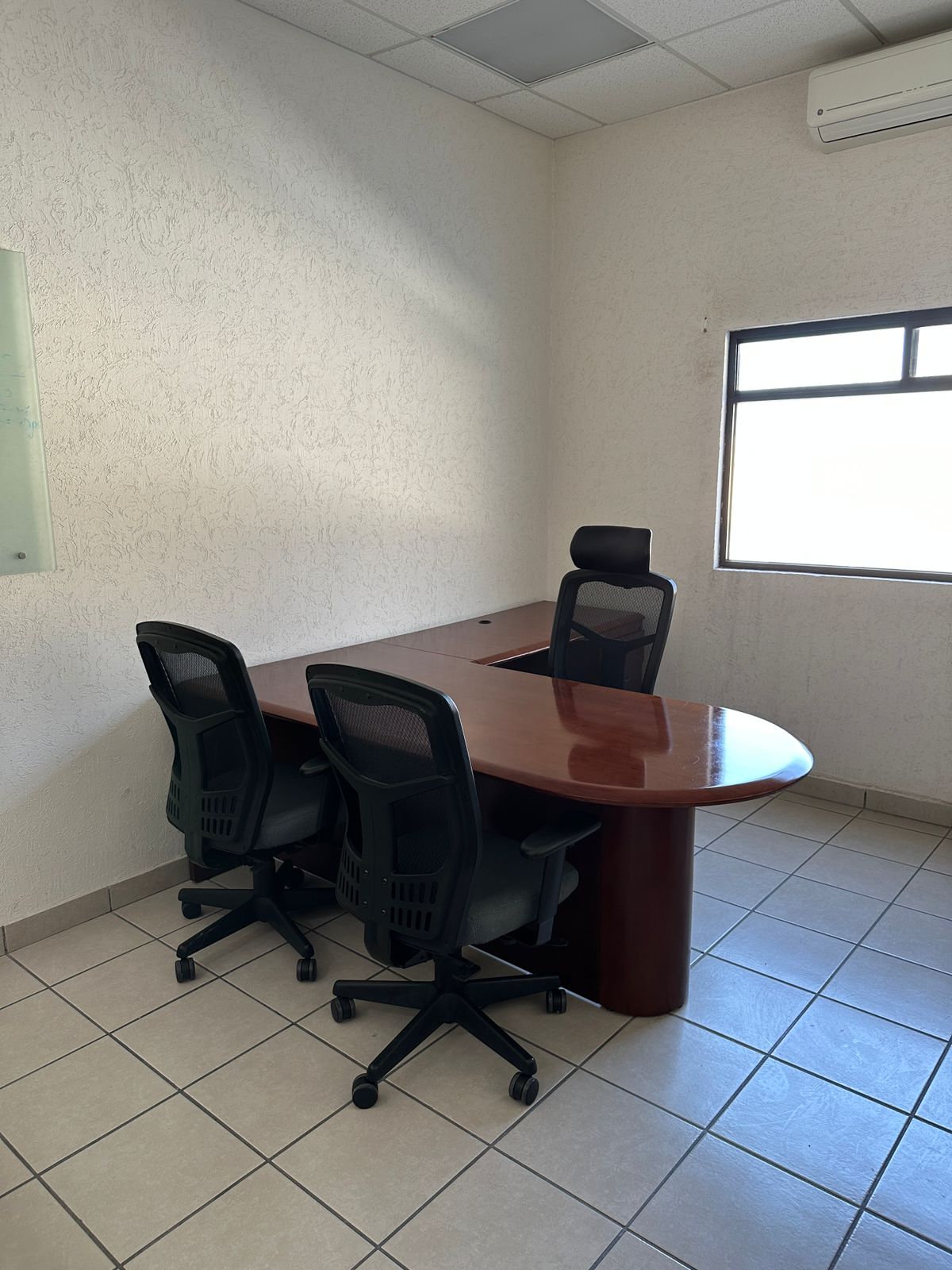Escritorios de madera de segunda mano seminuevos
