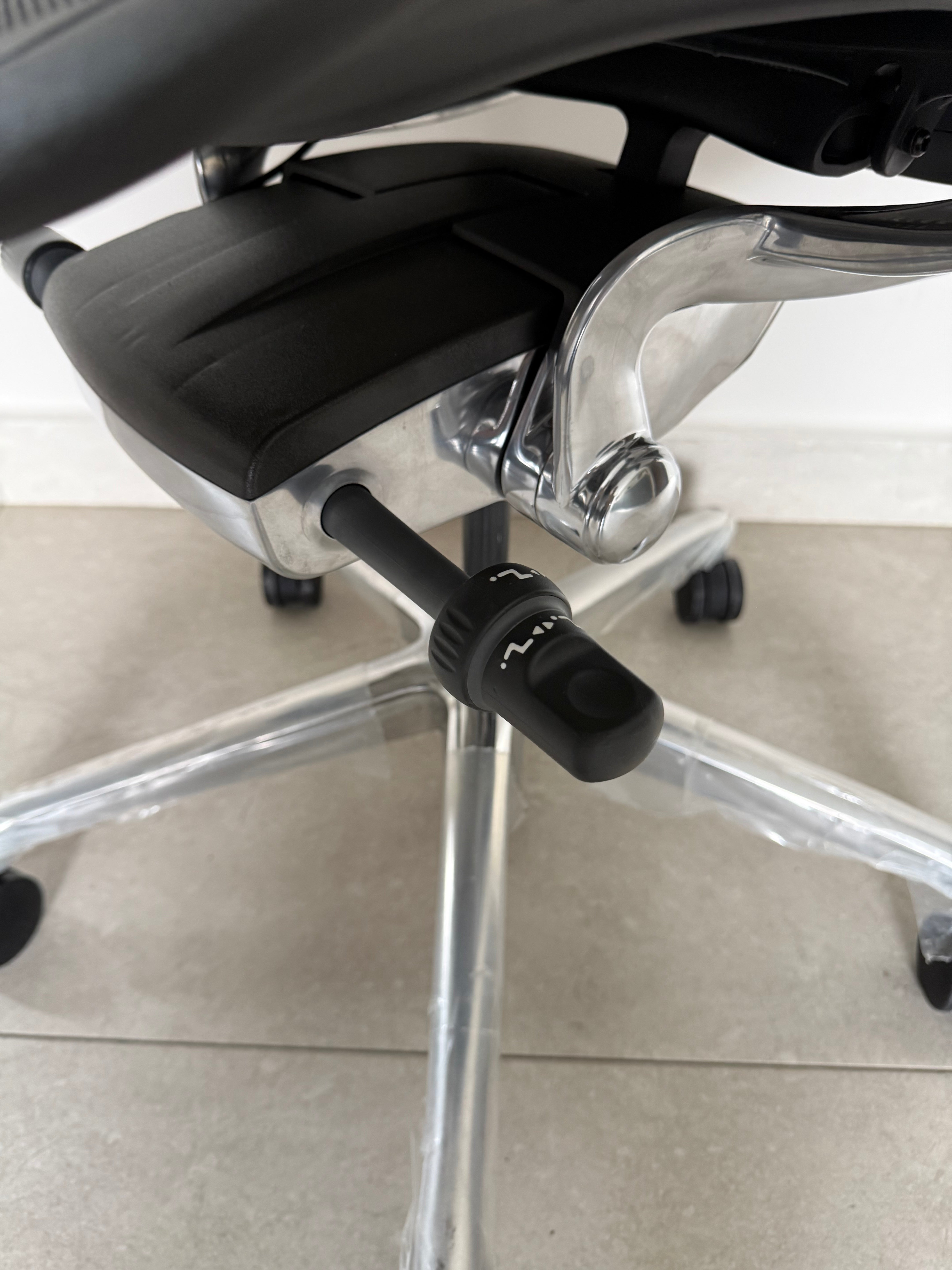 Acabado cromado elegante de la silla Aeron