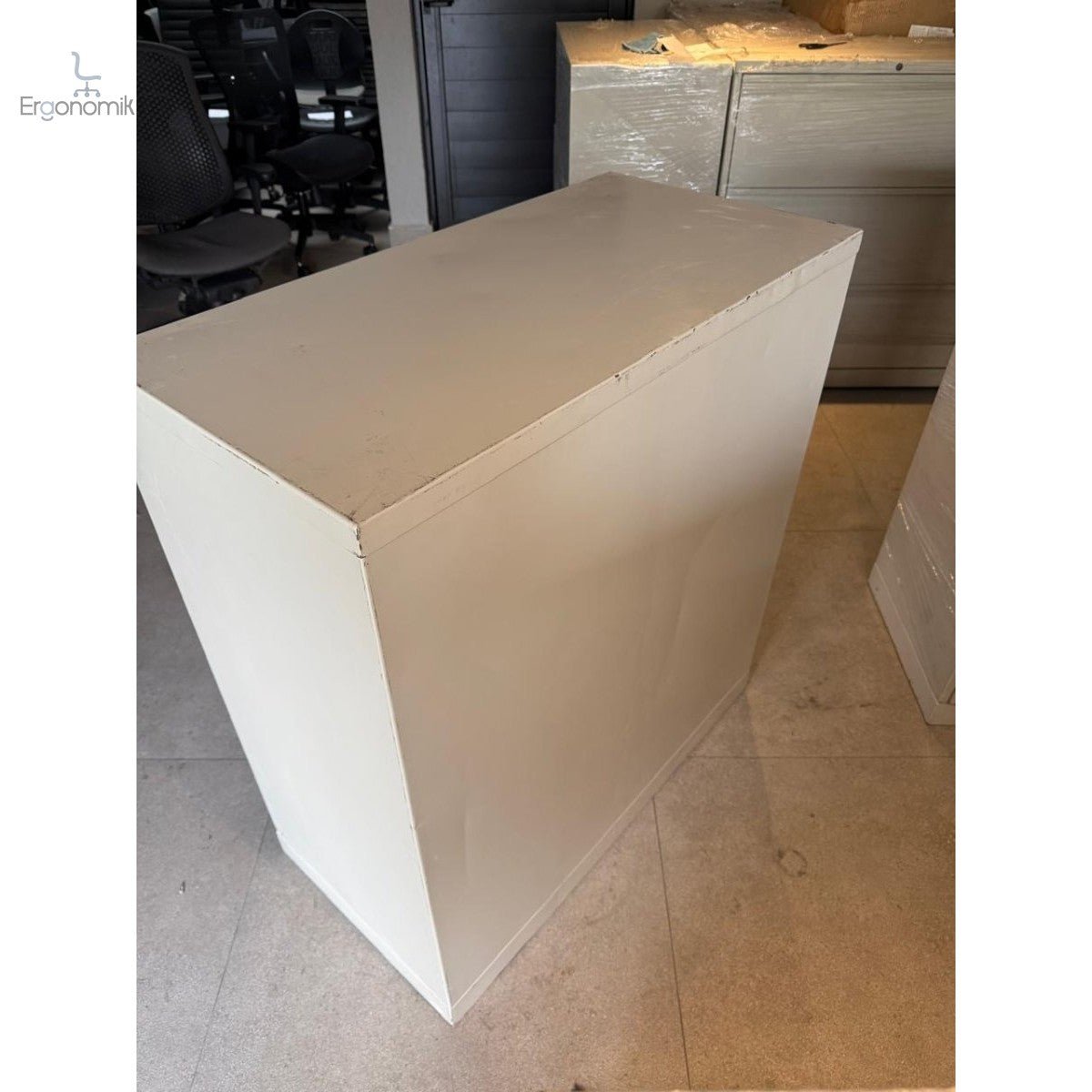 Archiveros marca Riviera 3 cajones 1m x 90cm x 45cm - Ergonomik Ergonomik