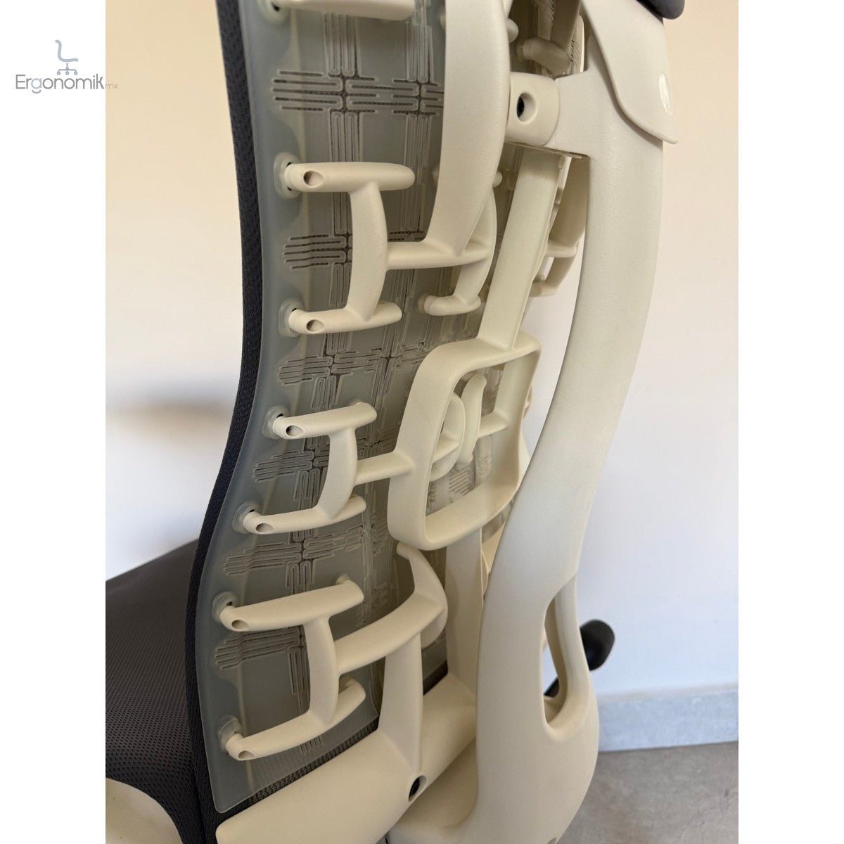 Embody Gris - Herman Miller Preowned - Ergonomik silla ergonomica Herman Miller
