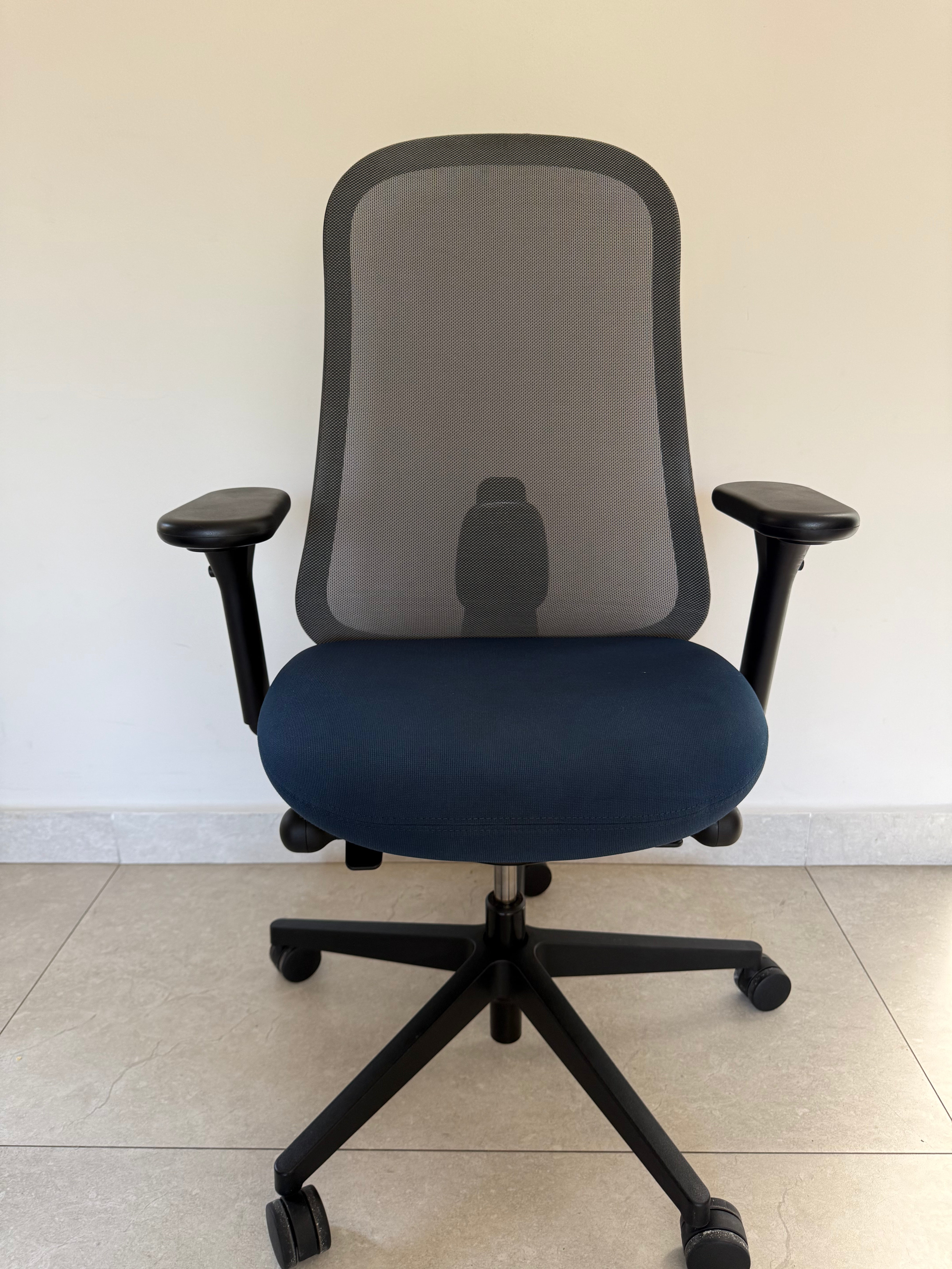 Silla Herman Miller Lino Preowned ergonómica reacondicionada