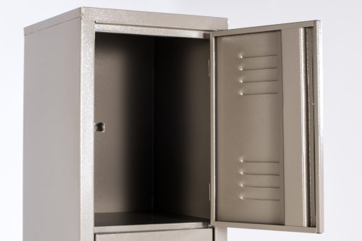Locker metálico 4 puertas ideal para oficina