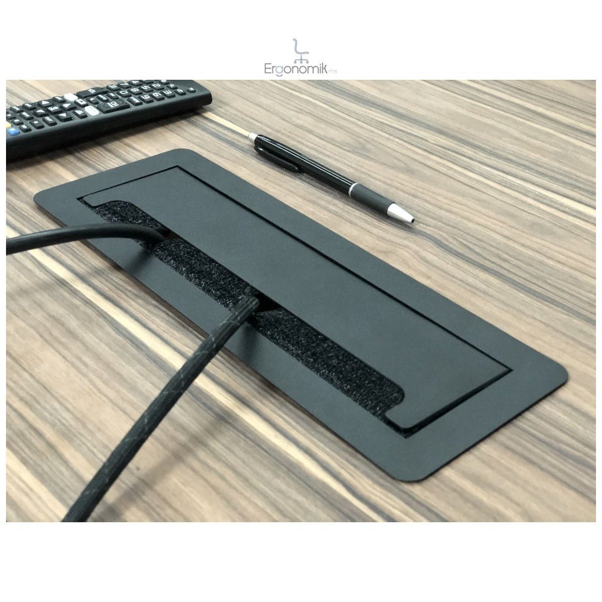 Pasacables Mónaco G — LUMBRO - Ergonomik Pasacables LUMBRO