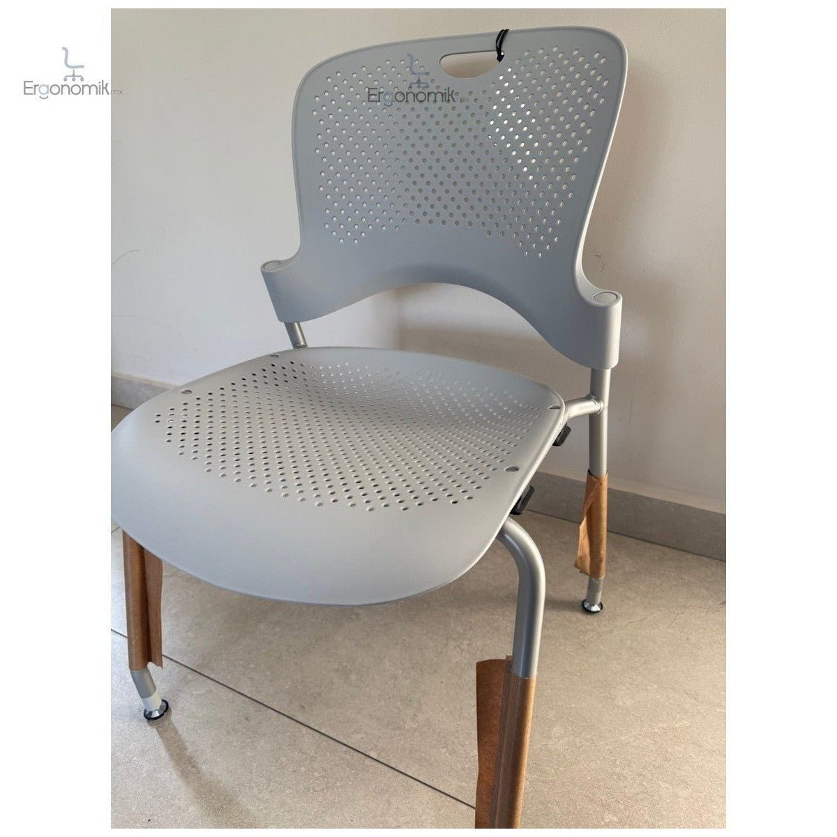 Silla Caper Gris Herman Miller - 4 Piezas - Open Box sin uso - Ergonomik silla ergonomica Herman Miller