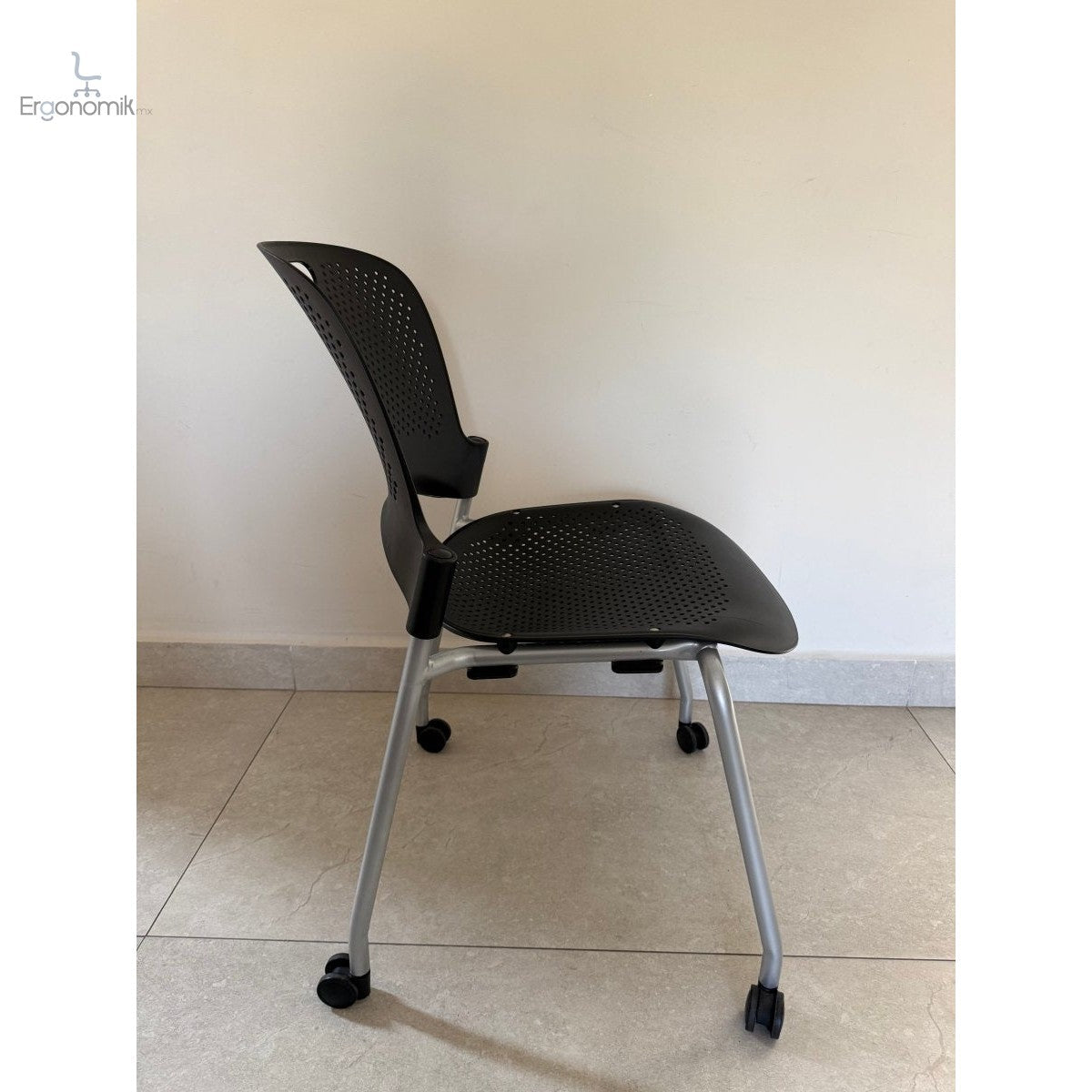 Silla Caper Negra Herman Miller de Exhibición - Ergonomik silla ergonomica Herman Miller