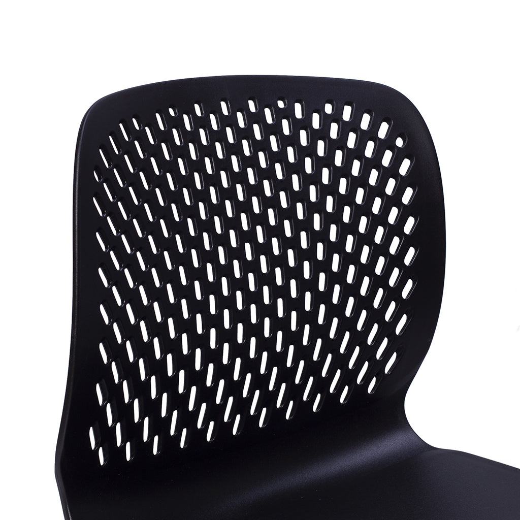 Silla de Visita 155NE Ergonomik en entorno de oficina moderna