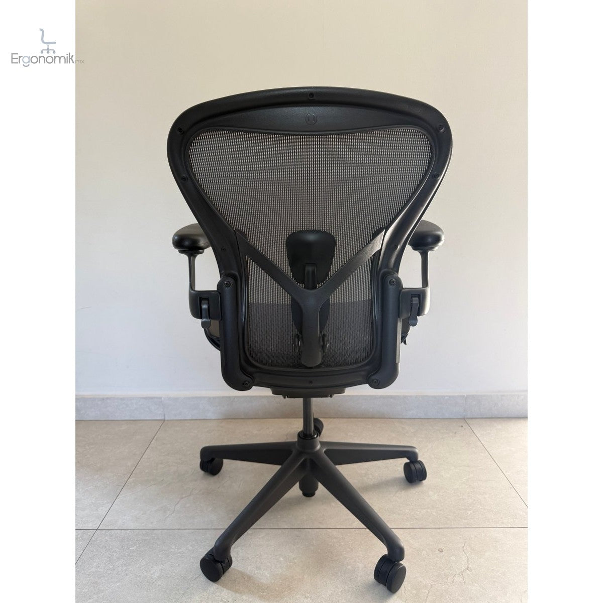 Silla Herman Miller Aeron B Grafito PostureFit Equipada - Preowned - Ergonomik silla ergonomica Herman Miller