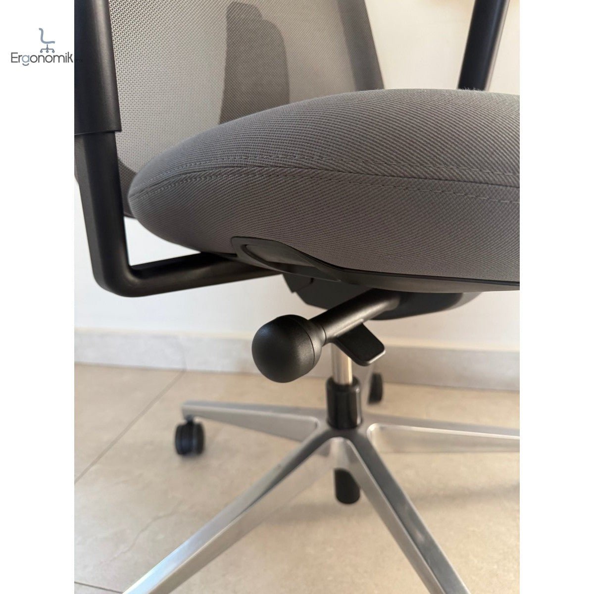 Silla Herman Miller Lino Gris Oscuro - Nueva - Ergonomik silla ergonomica Herman Miller