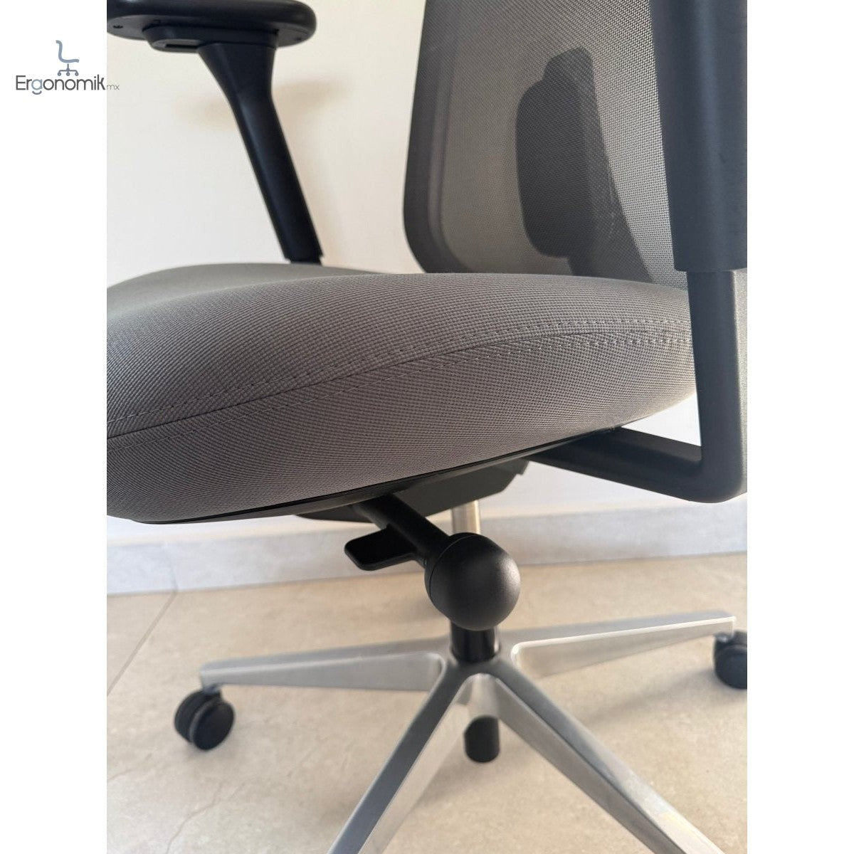 Silla Herman Miller Lino Gris Oscuro - Nueva - Ergonomik silla ergonomica Herman Miller