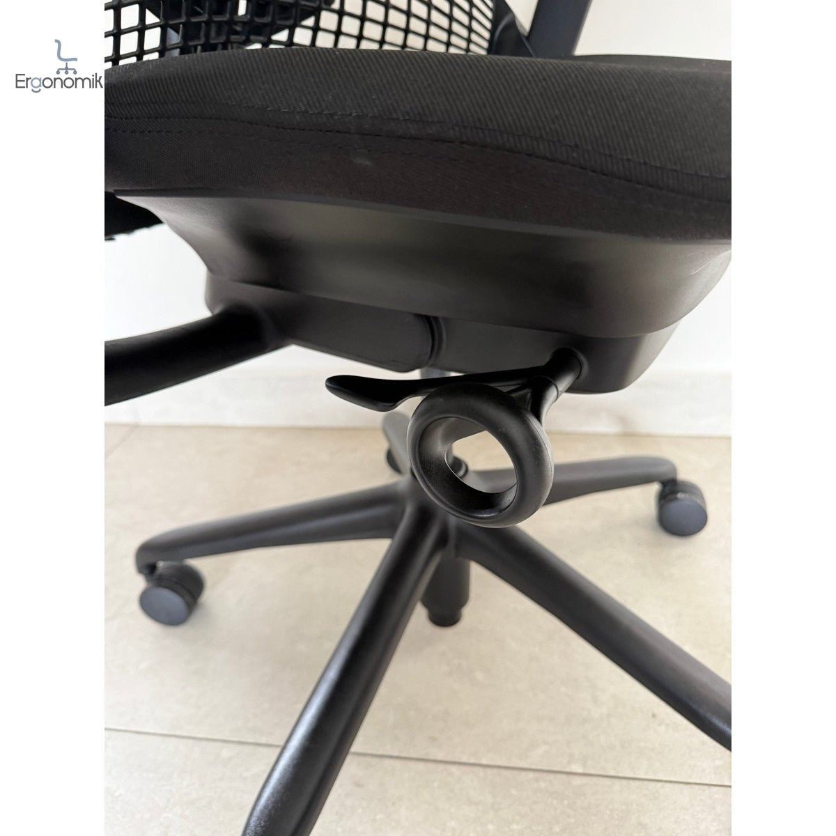 Silla Herman Miller Sayl Color negro - Preowned - Ergonomik silla de oficina Herman Miller