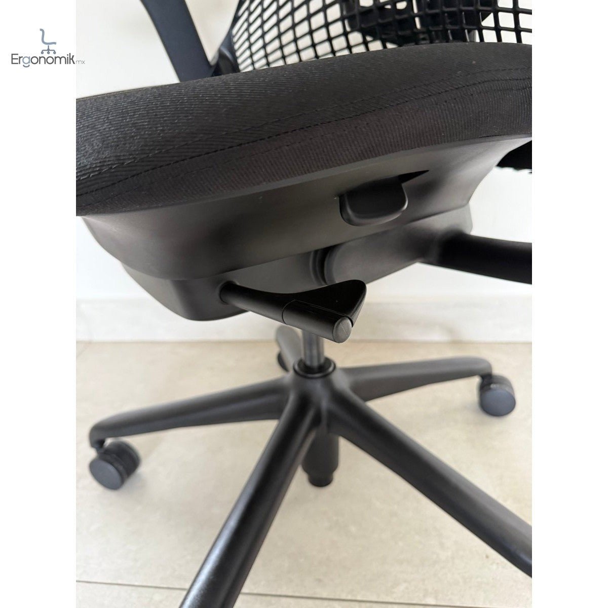 Silla Herman Miller Sayl Color negro - Preowned - Ergonomik silla de oficina Herman Miller
