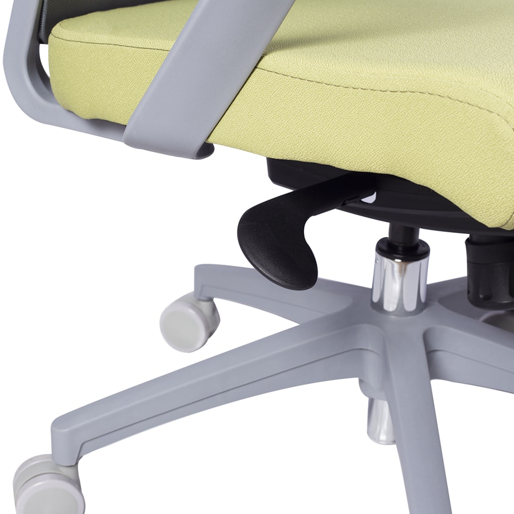 Respaldo ergonómico con soporte lumbar de la Silla Operativa 140GR