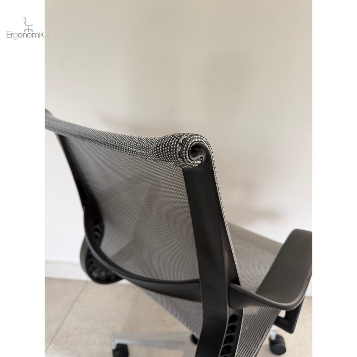 Silla Setu Gris Herman Miller - Preowned - Ergonomik Silla de Oficina Herman Miller