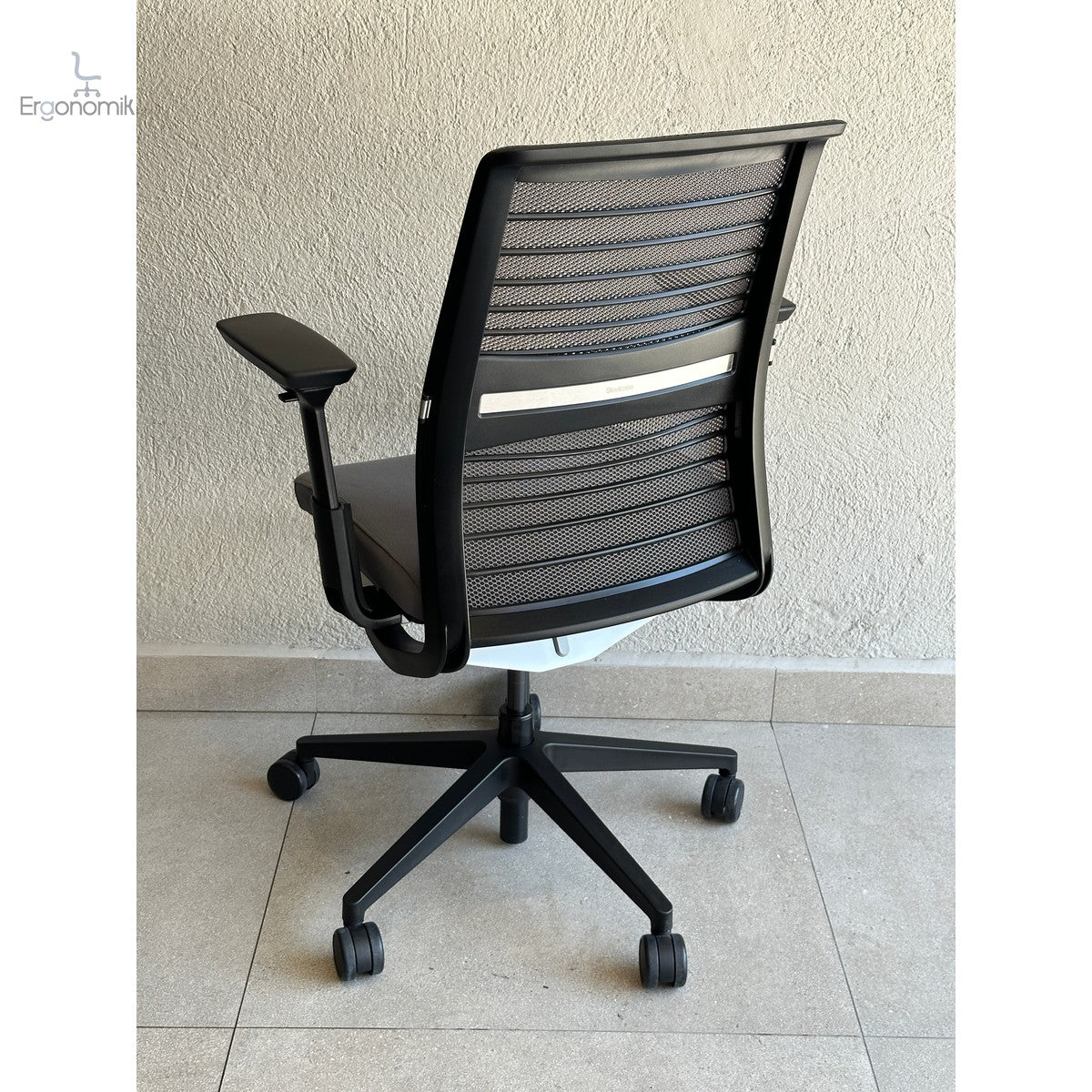 Silla Steelcase Think V2 - Preowned | Muebles ergonómicos en México | Ergonomik