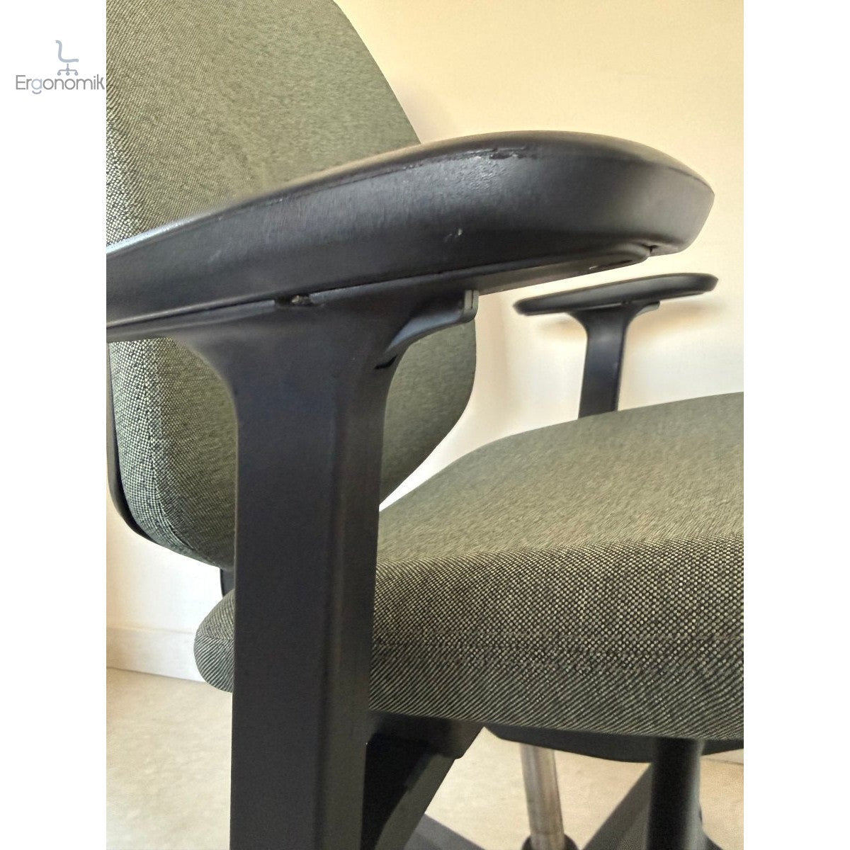Silla Verus Acolchada Verde Herman Miller - Preowned - Ergonomik silla ergonomica Herman Miller
