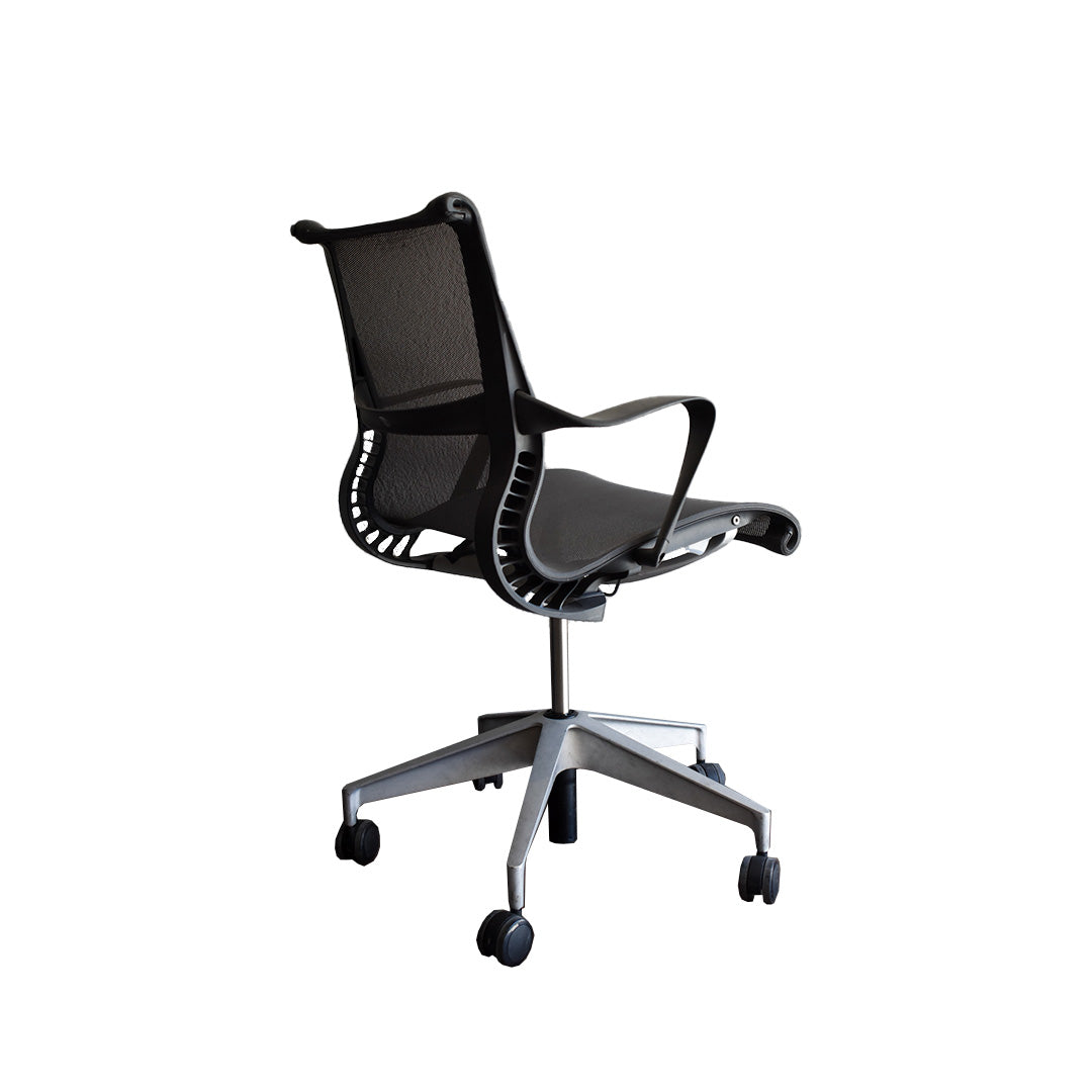 Vista lateral mostrando diseño ergonómico