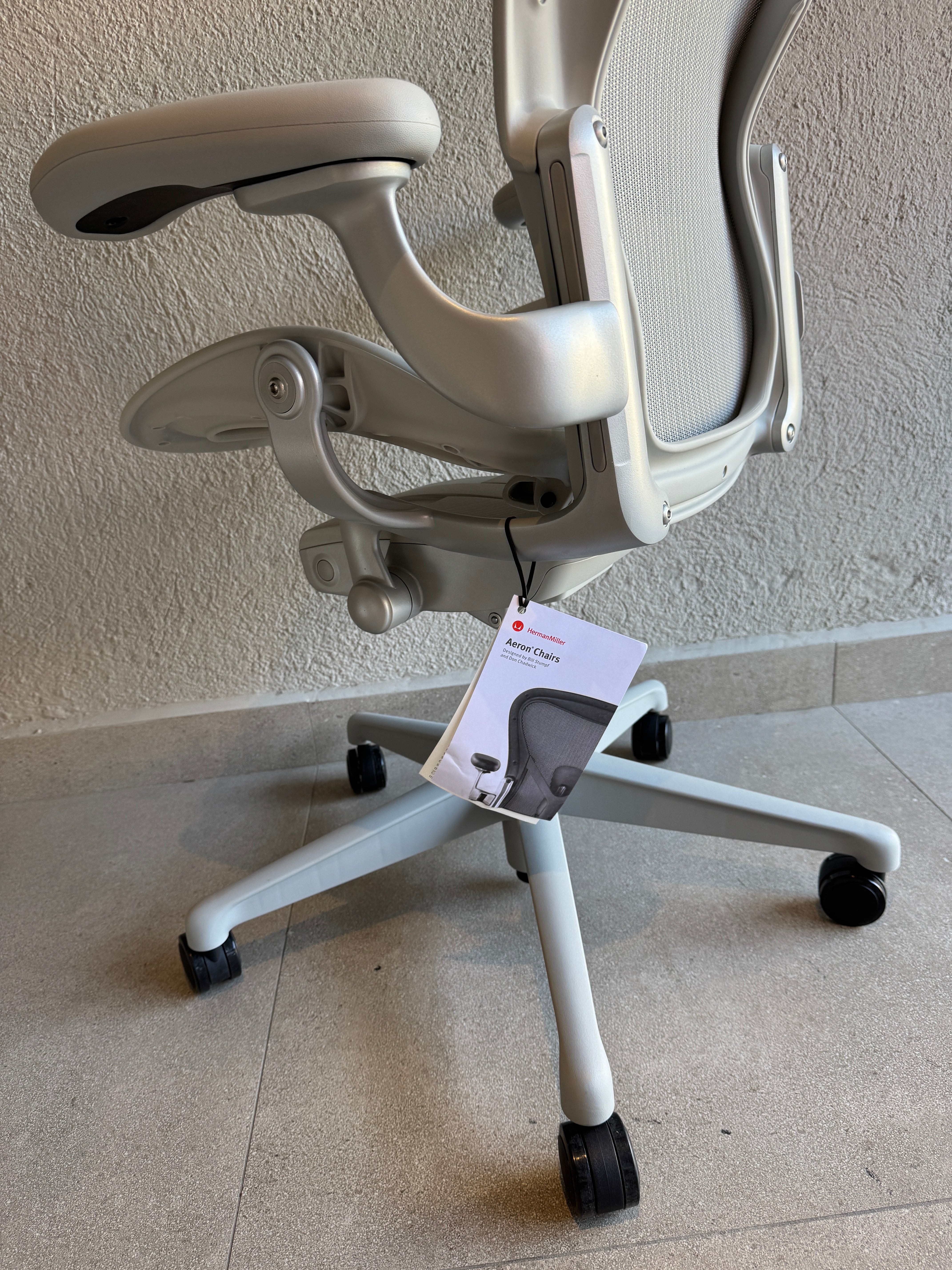 Silla Aeron Herman Miller Nueva de exhibición