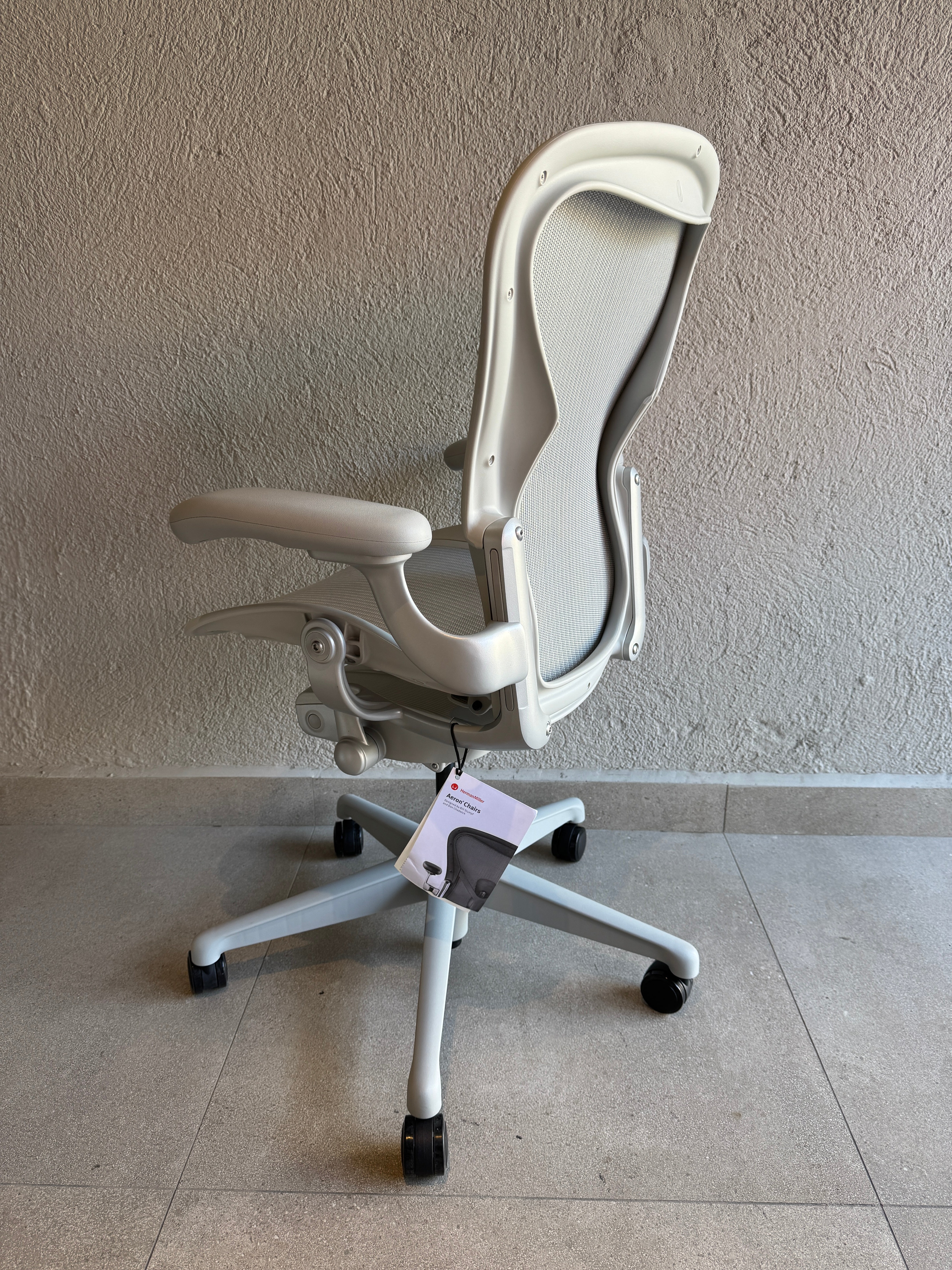 Silla Aeron Herman Miller Nueva de exhibición
