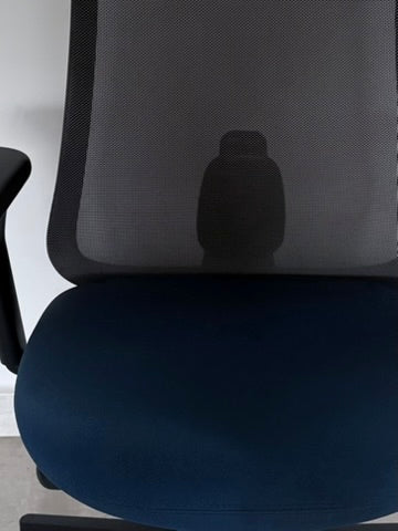 Herman Miller Lino - Preowned