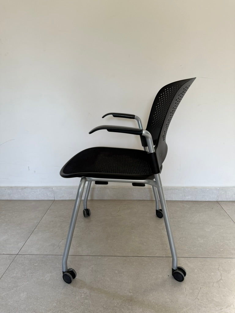 Silla Caper Herman Miller - Preowned